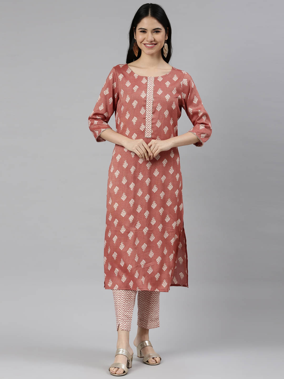     			Samhitas Women Rayon Printed Straight Kurti With Pants ( Maroon )