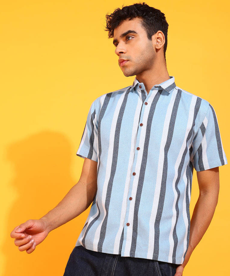 VTEXX Cotton Blend Regular Fit Striped Half Sleeves Men's Casual Shirt - Light Blue ( Pack of 1 ) VTEXX Cotton Blend Regular Fit Striped Half Sleeves Men's Casual Shirt - Light Blue ( Pack of 1 )