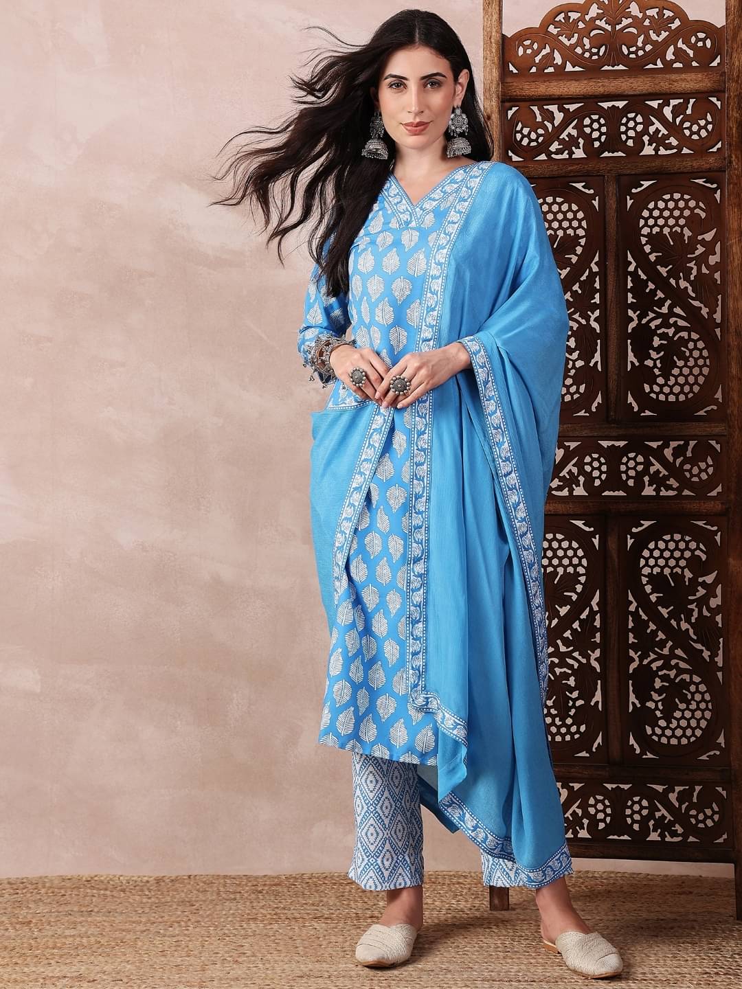     			Vaamsi Rayon Printed Kurti With Pants Women's Stitched Salwar Suit - Blue ( Pack of 1 )