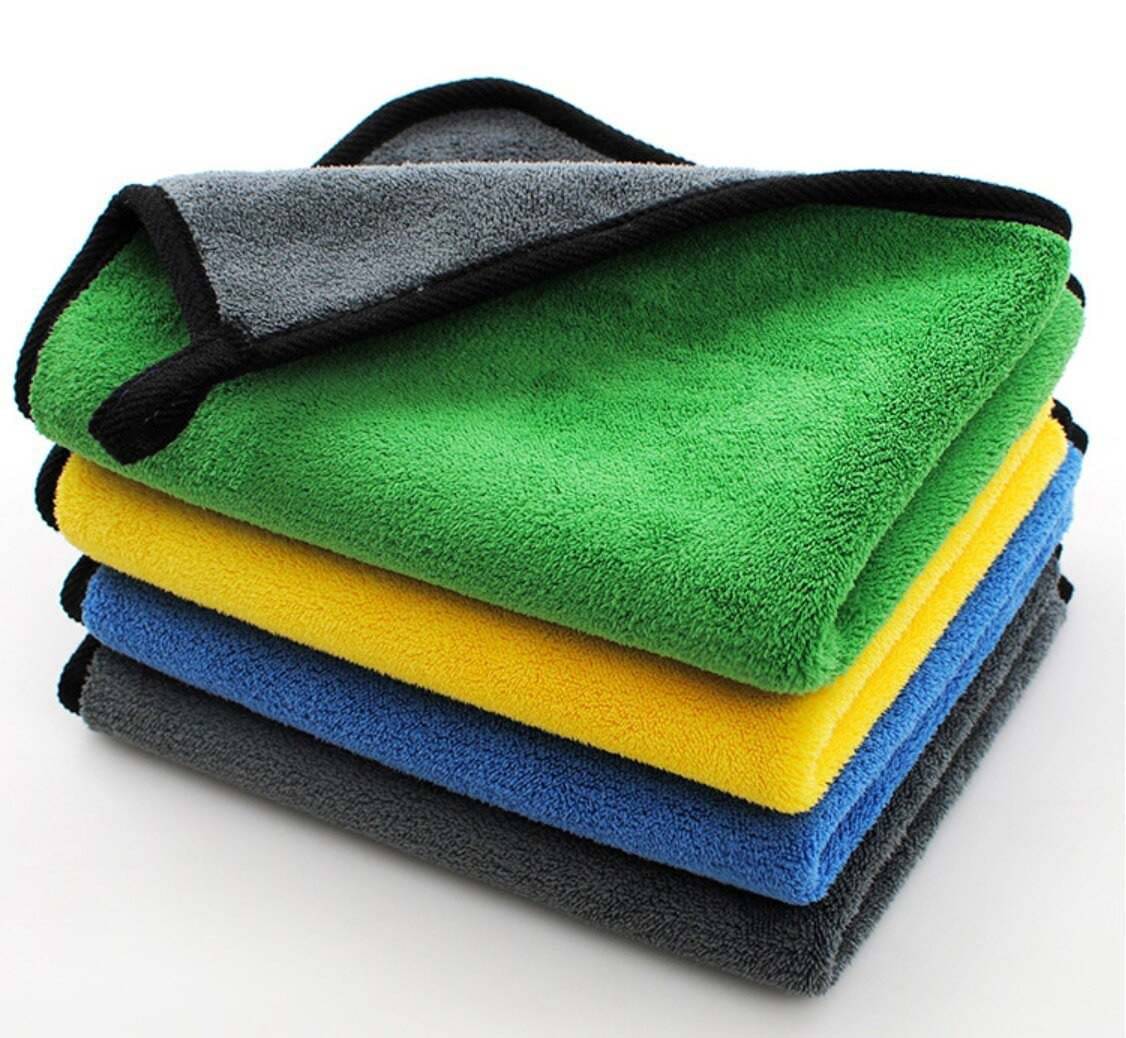     			WHITEIBIS Multicolor 800 GSM Microfiber Cloth For Automobile ( Pack of 2 )