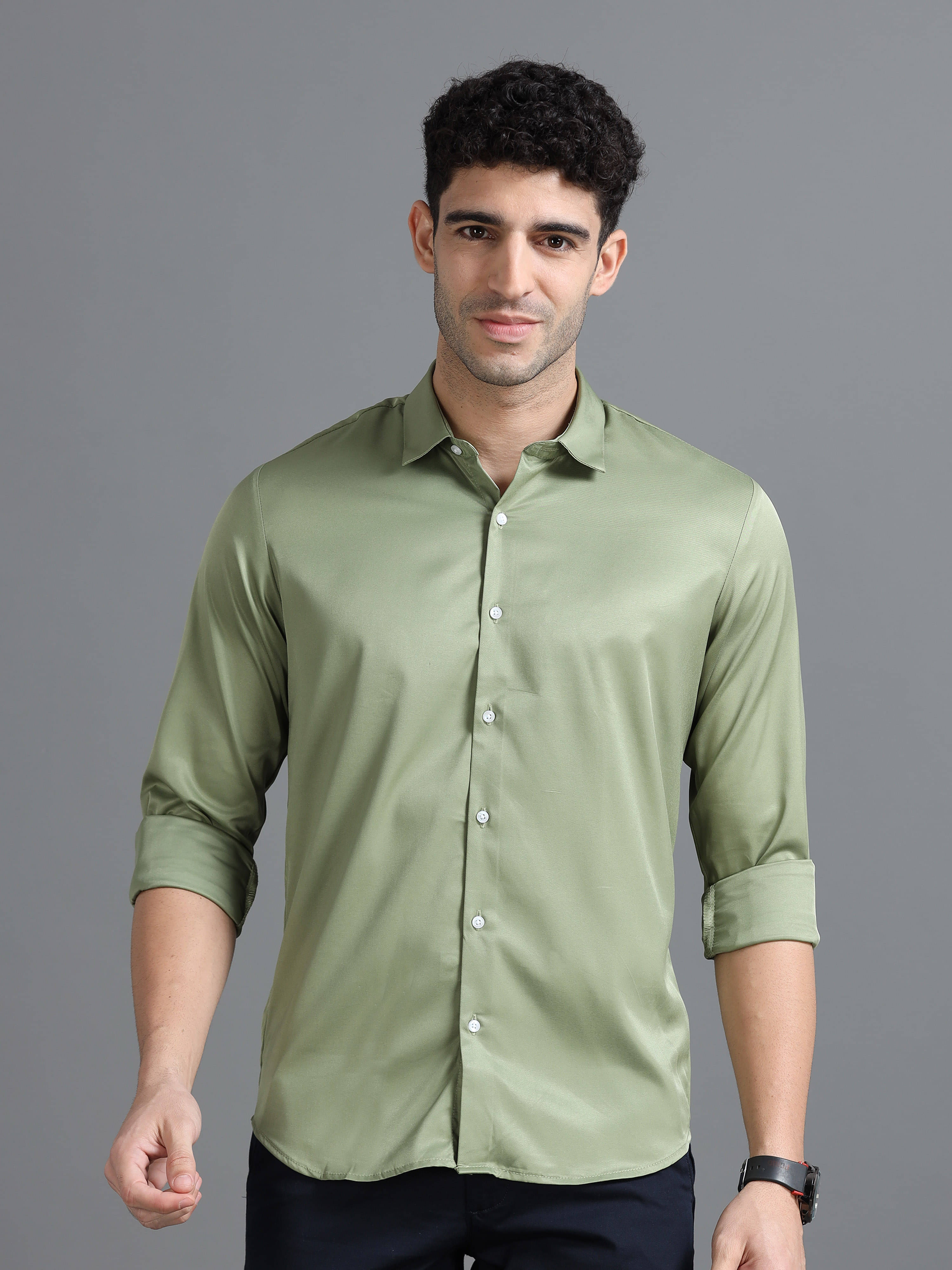Cool Colors 100% Cotton Slim Fit Solids Full Sleeves Men's Casual Shirt - Green ( Pack of 1 )     			Cool Colors 100% Cotton Slim Fit Solids Full Sleeves Men's Casual Shirt - Green ( Pack of 1 )