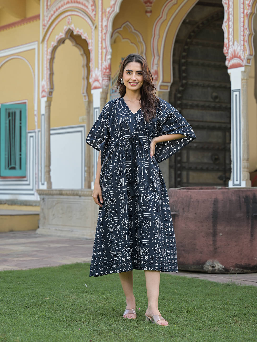     			Divena Women Cotton Printed Kaftan ( Black )