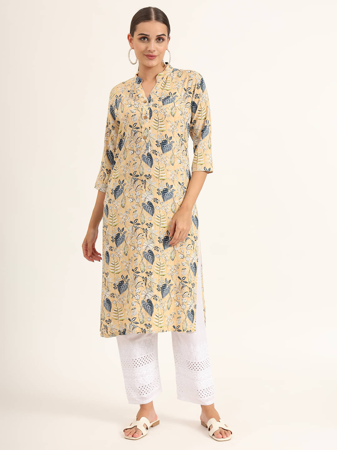 Divena Pack of 1 Rayon Printed Straight Women's Kurti - ( Yellow ) Divena Pack of 1 Rayon Printed Straight Women's Kurti - ( Yellow )