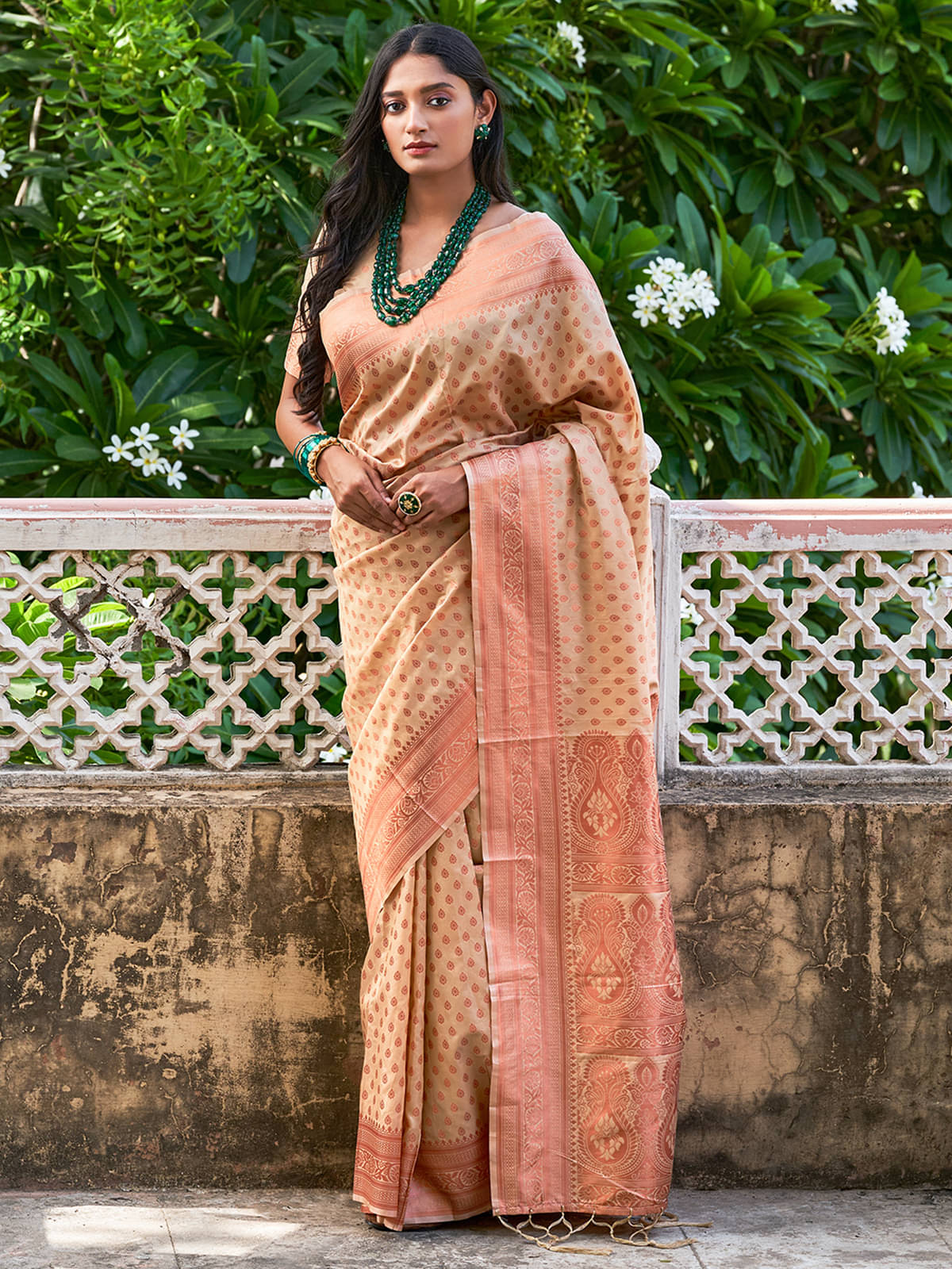     			Janasya Chanderi Printed Saree With Unstitched Blouse Piece ( Beige )
