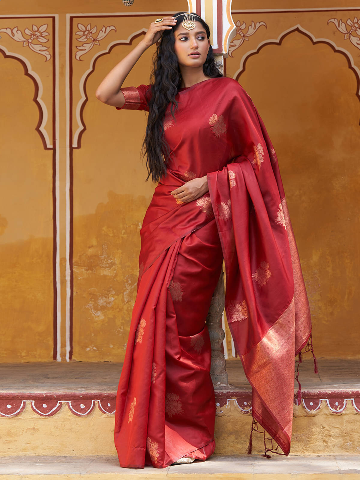 Janasya Kanjivaram Silk Printed Saree With Unstitched Blouse Piece ( Red ) Janasya Kanjivaram Silk Printed Saree With Unstitched Blouse Piece ( Red )