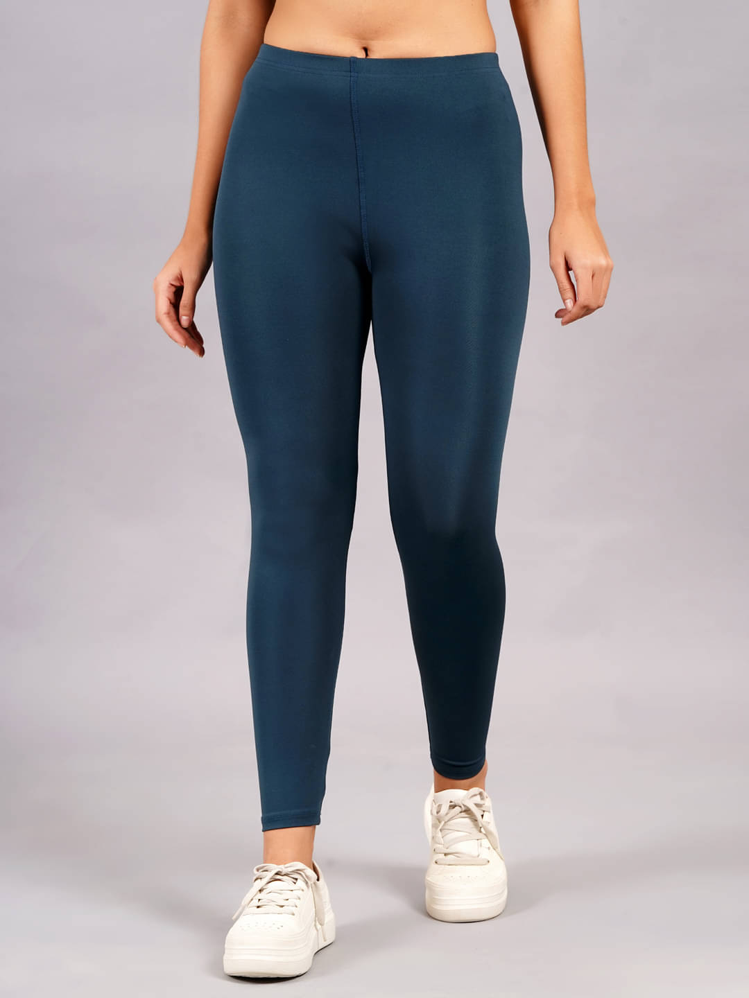     			NEVER LOSE Green Polyester Women's Yoga,Running,Gym Trackpants ( Pack of 1 )