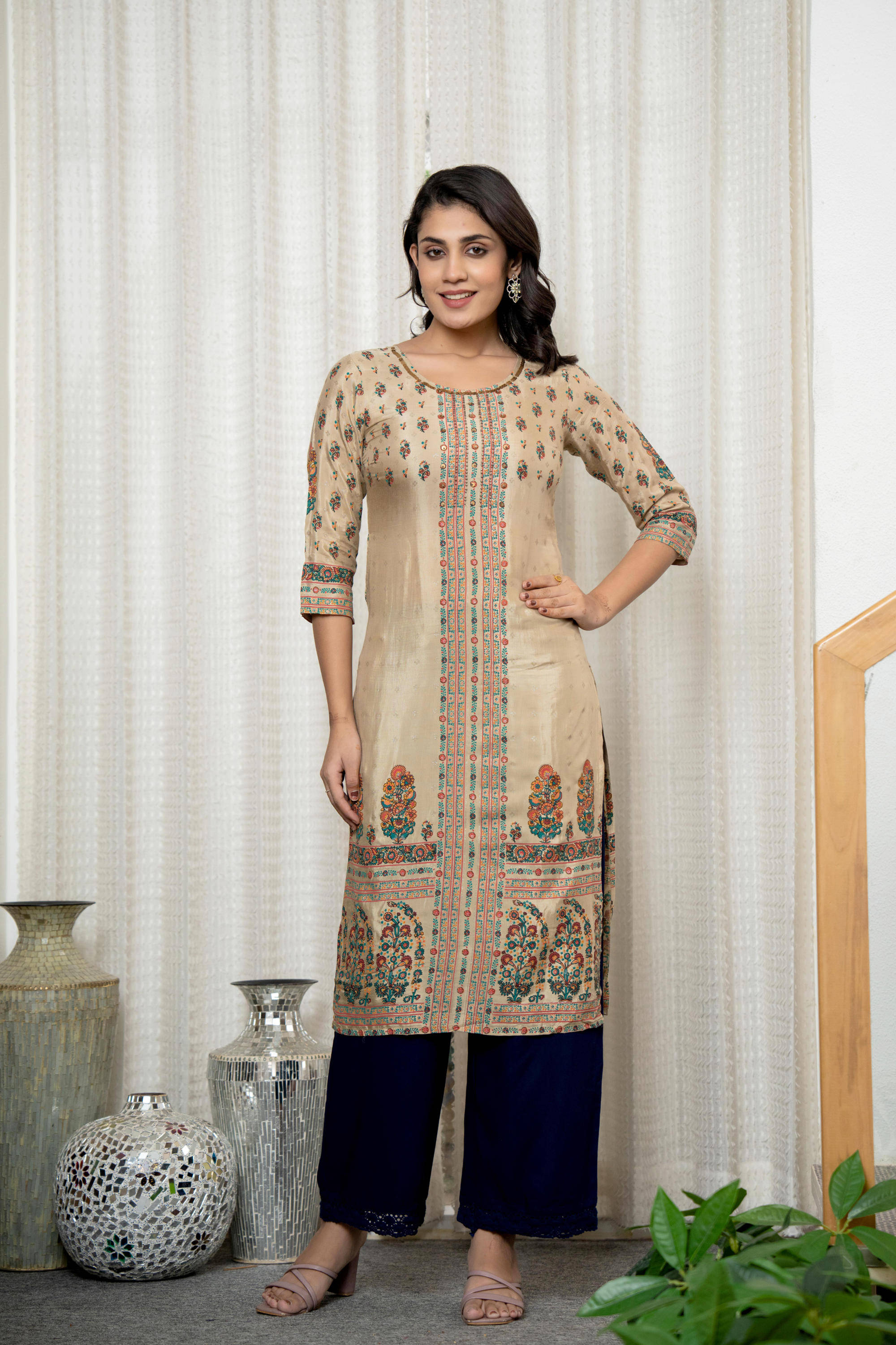     			Kurta Pack of 1 Rayon Printed Straight Women's Kurti - ( Beige )