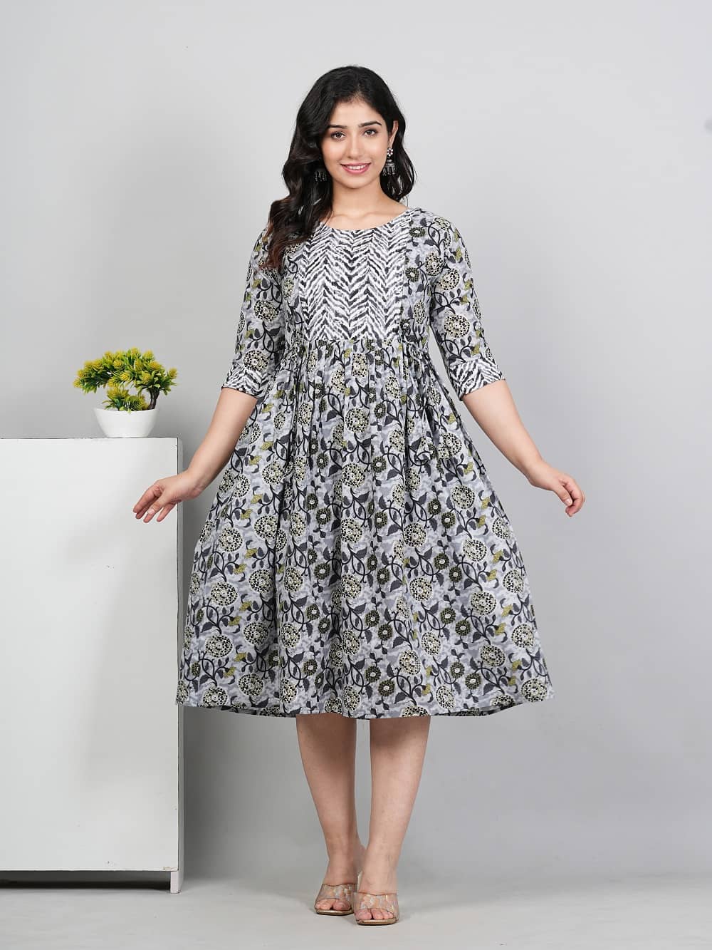 RIAANA Grey Cotton Maternity Tops