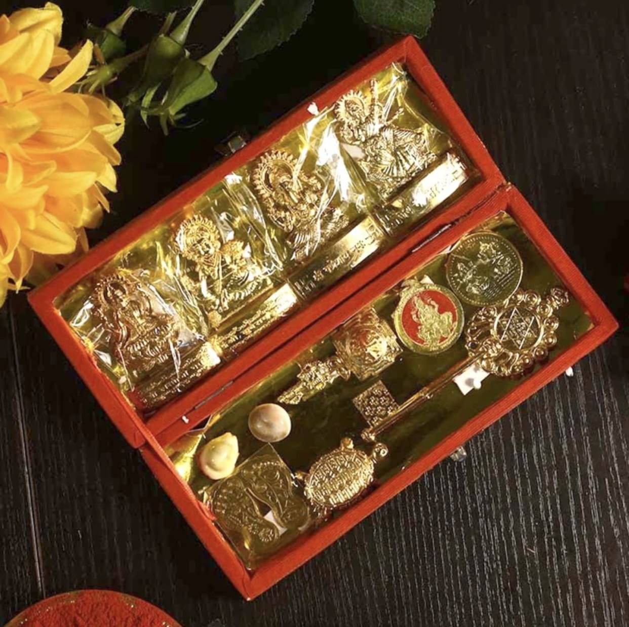     			Shri Astha Vinayak Brass Yantra