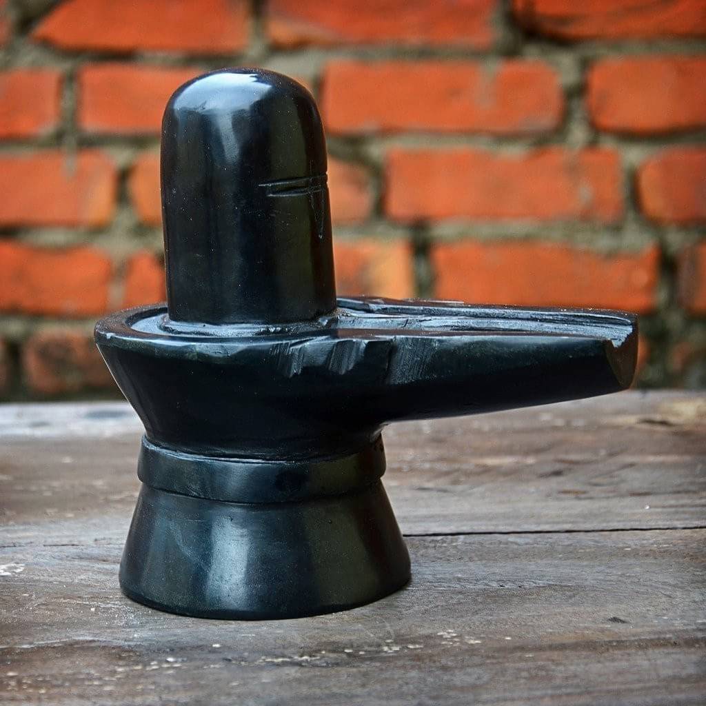 Shri Astha Vinayak Marble Shivling Idol ( 0.25 cm ) Shri Astha Vinayak Marble Shivling Idol ( 0.25 cm )