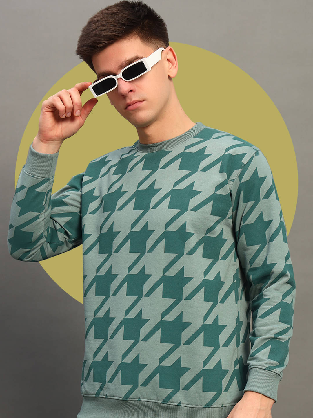 THE CASUALS Cotton Blend Round Neck Men's Sweatshirt - Blue ( Pack of 1 ) THE CASUALS Cotton Blend Round Neck Men's Sweatshirt - Blue ( Pack of 1 )