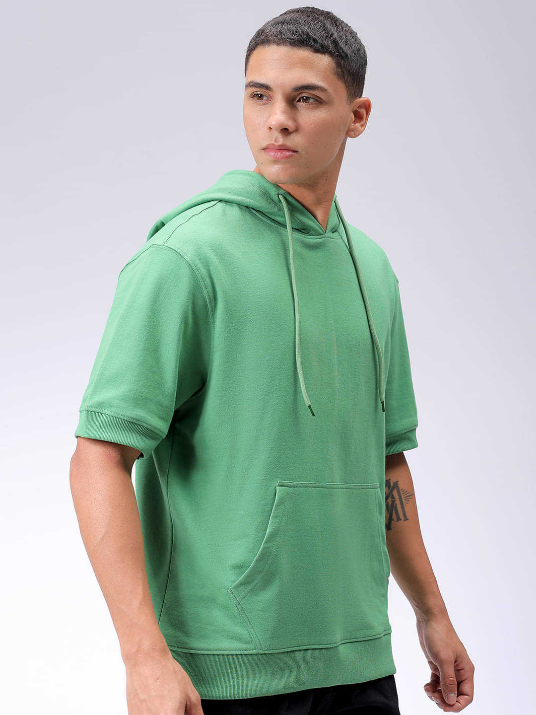 The Indian Garage Co. Polyester Hooded Men's Sweatshirt - Green ( Pack of 1 ) The Indian Garage Co. Polyester Hooded Men's Sweatshirt - Green ( Pack of 1 )