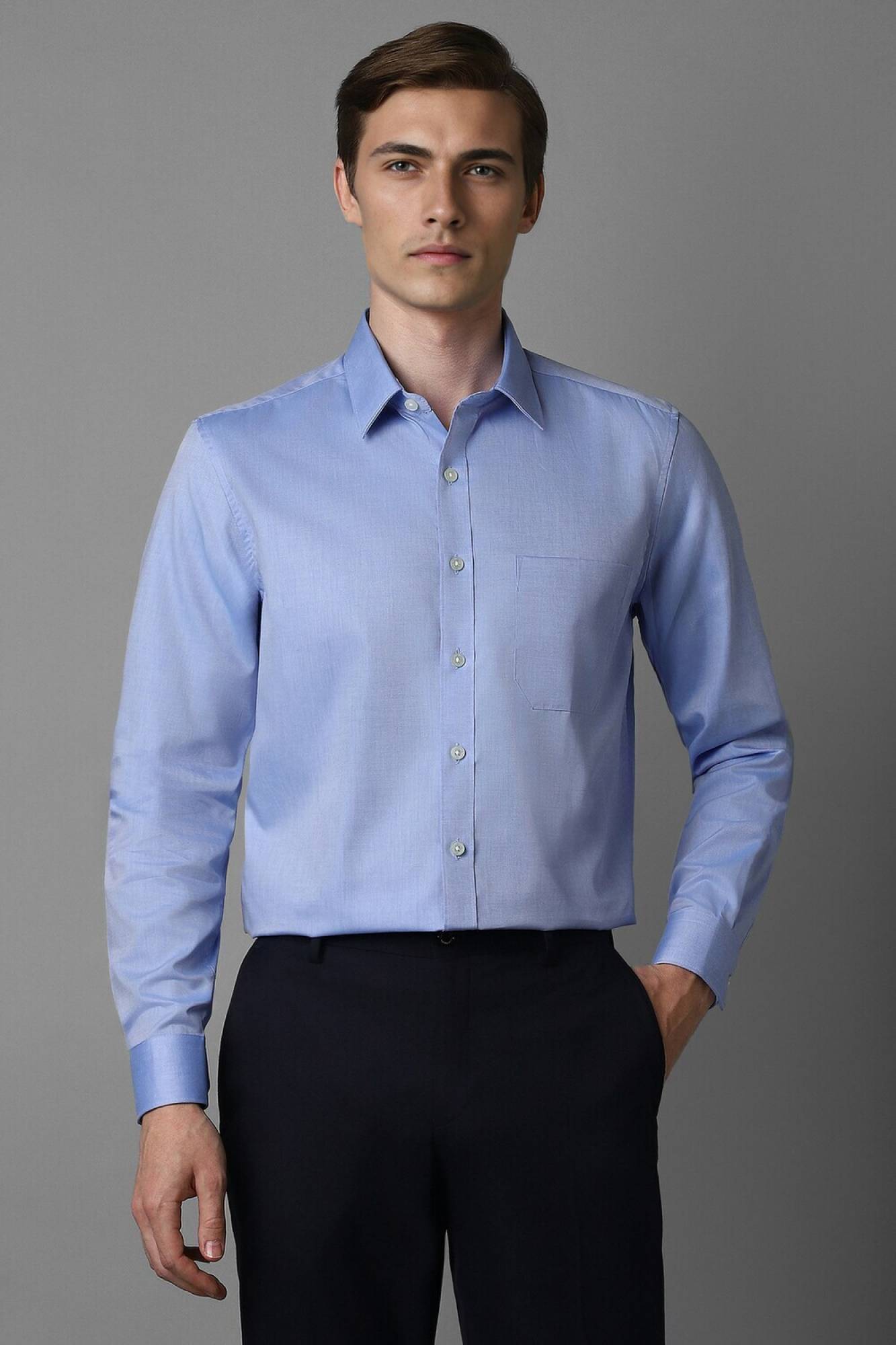     			VERTUSY Cotton Blend Regular Fit Solids Full Sleeves Men's Casual Shirt - Light Blue ( Pack of 1 )