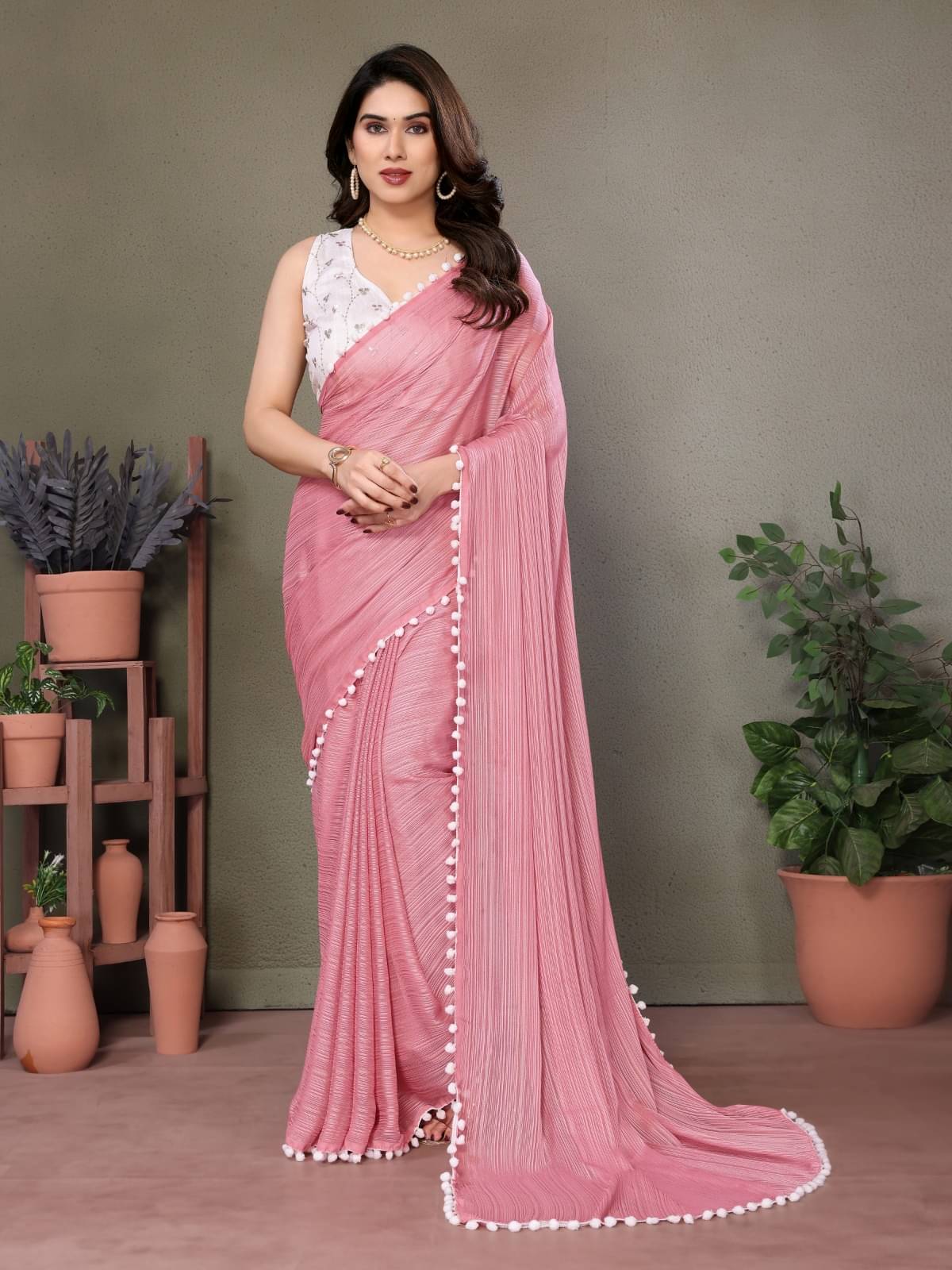 BLEESBURY Chiffon Striped Saree With Unstitched Blouse Piece ( Pink ) BLEESBURY Chiffon Striped Saree With Unstitched Blouse Piece ( Pink )