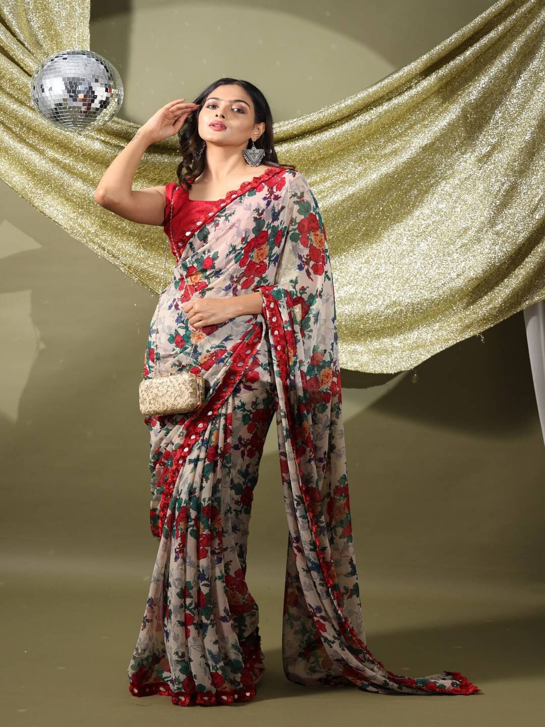 BLEESBURY Georgette Printed Saree With Unstitched Blouse Piece ( Multicolor ) BLEESBURY Georgette Printed Saree With Unstitched Blouse Piece ( Multicolor )