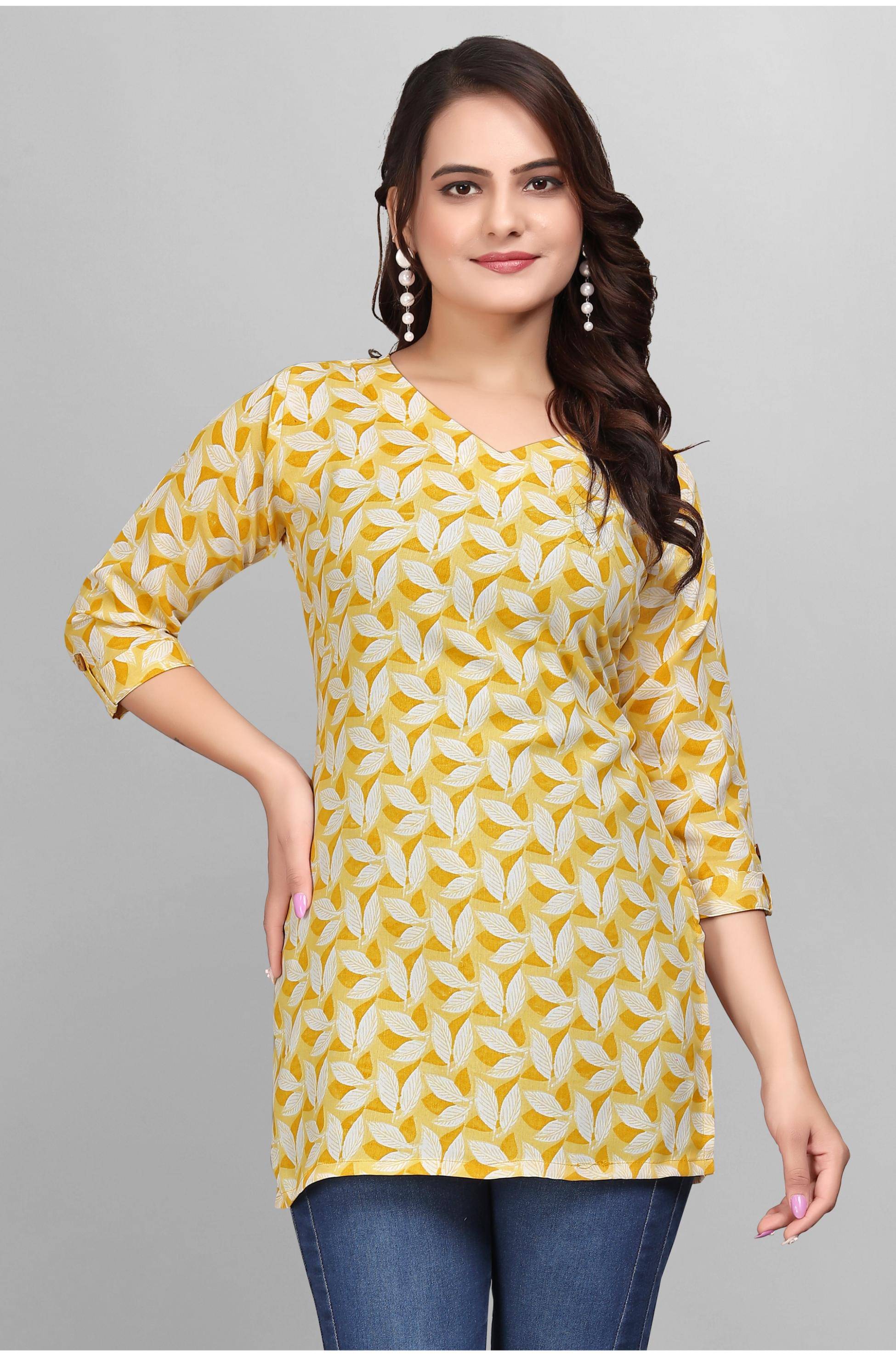 Devakii Women's Cotton Blend Regular Top ( Yellow ) Devakii Women's Cotton Blend Regular Top ( Yellow )