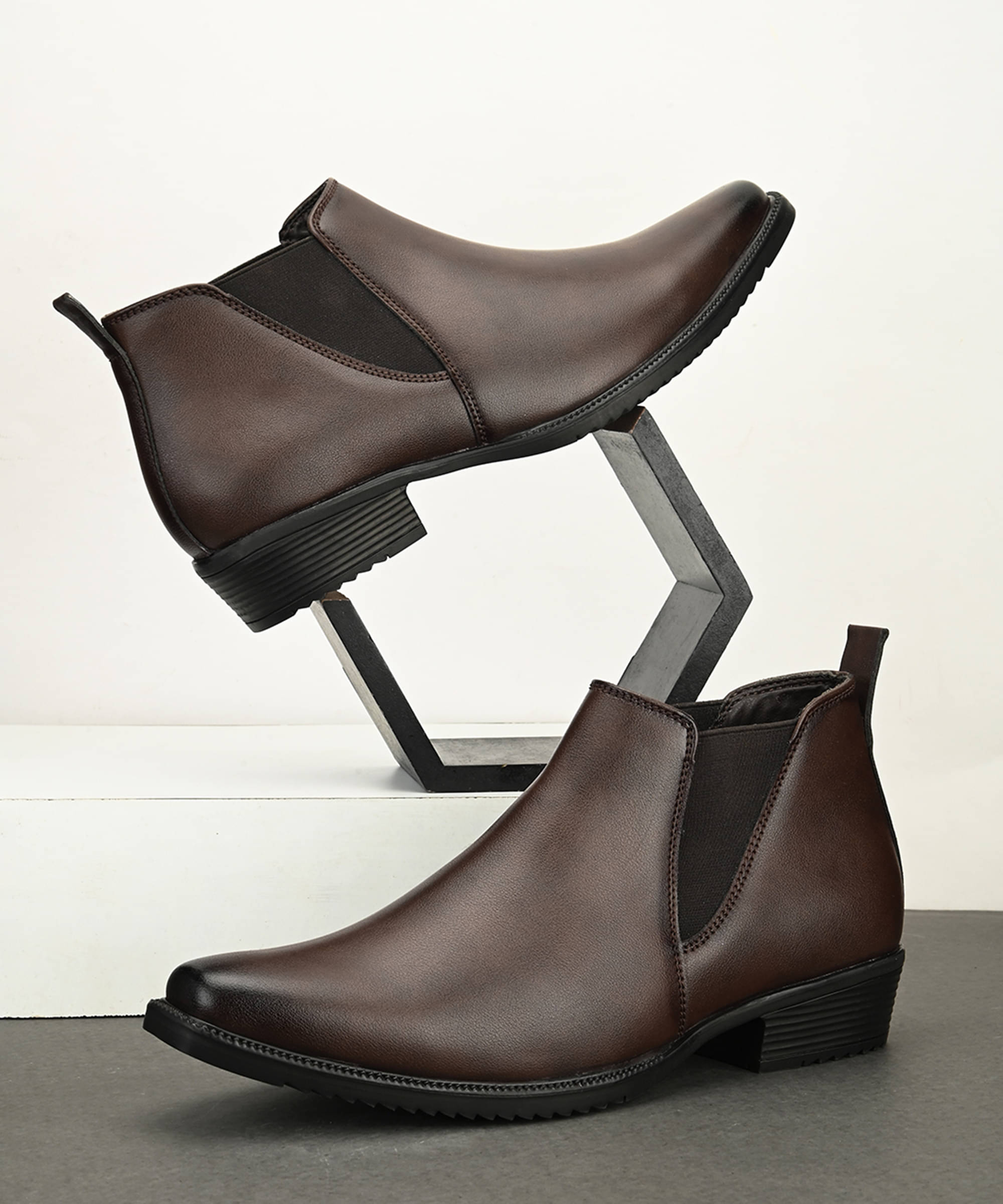     			Fentacia MEN CASUAL SHOES BROWN Men's High Tops Shoes