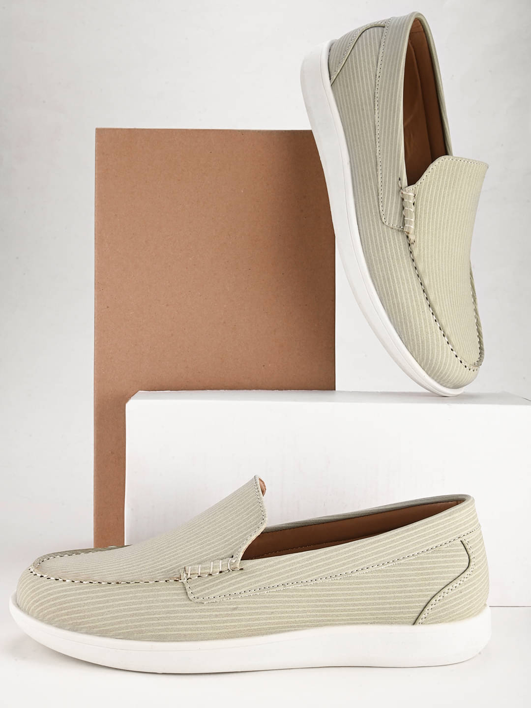 Fentacia MEN CASUAL SHOES Green Men's Slip-on Shoes     			Fentacia MEN CASUAL SHOES Green Men's Slip-on Shoes