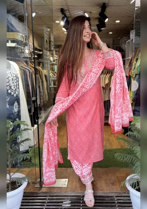 Royal Export Women Cotton Blend Printed Straight Kurti With Patiala Salwar ( Pink )