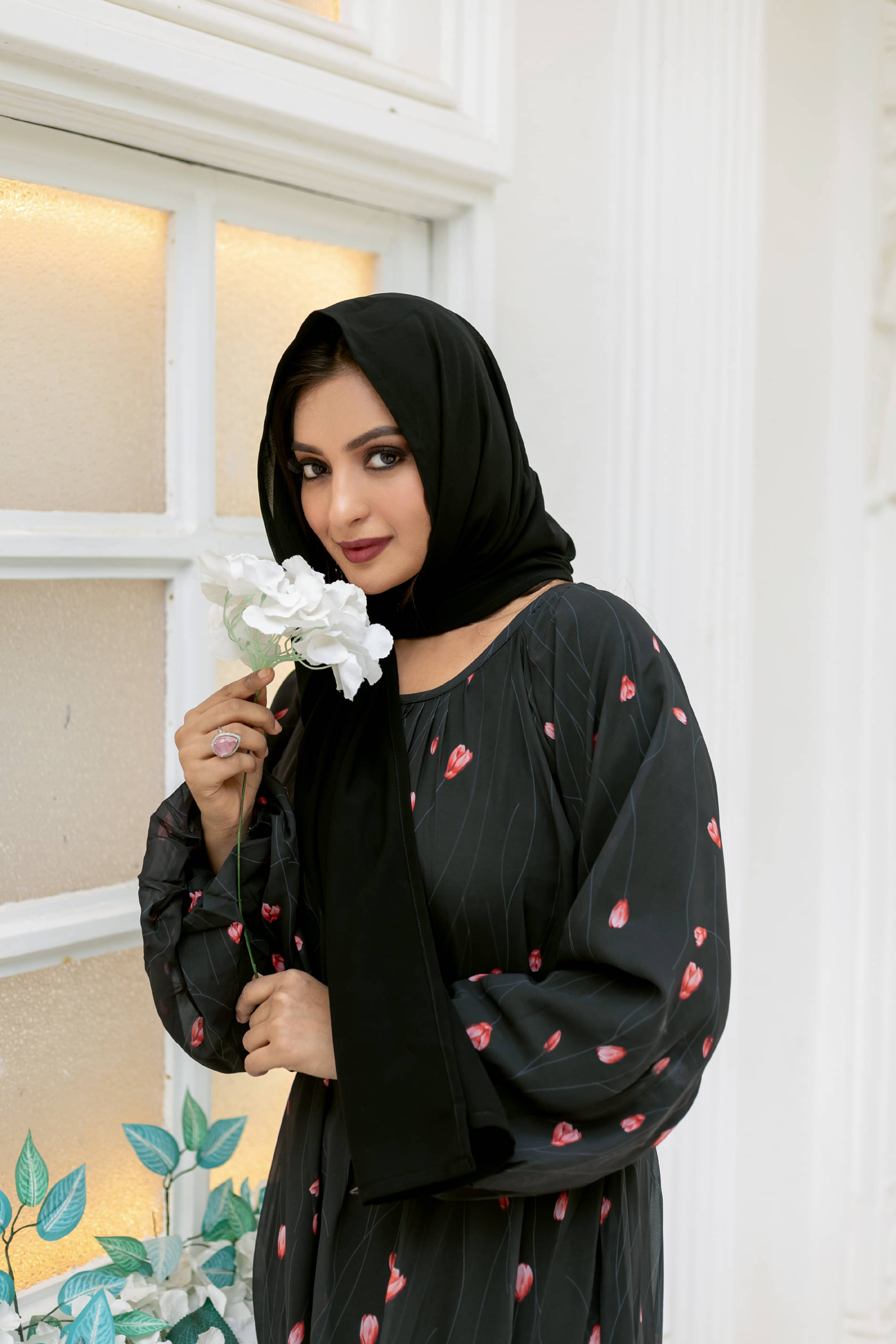     			SARINKU Georgette Burqa without Hijab Black ( Pack of 1 )