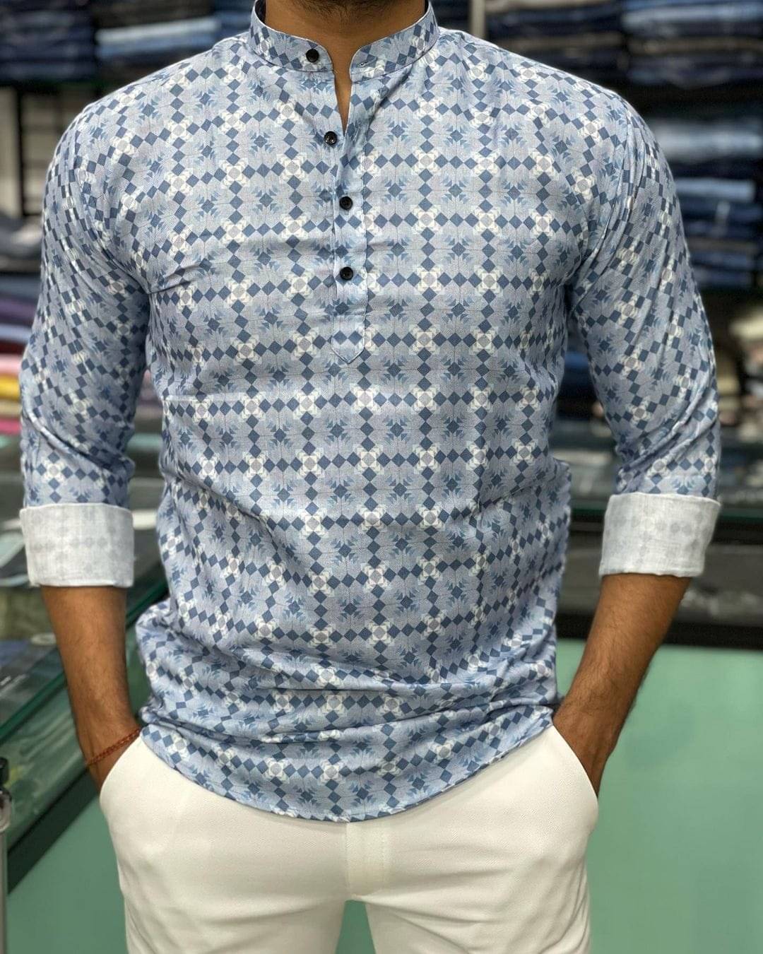     			Saadhvi Grey Melange Cotton Blend Men's Regular Kurta ( Pack of 1 )