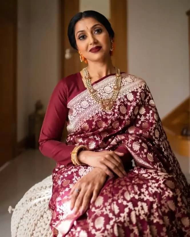 Samai Silk Woven Saree With Unstitched Blouse Piece ( Maroon ) Samai Silk Woven Saree With Unstitched Blouse Piece ( Maroon )