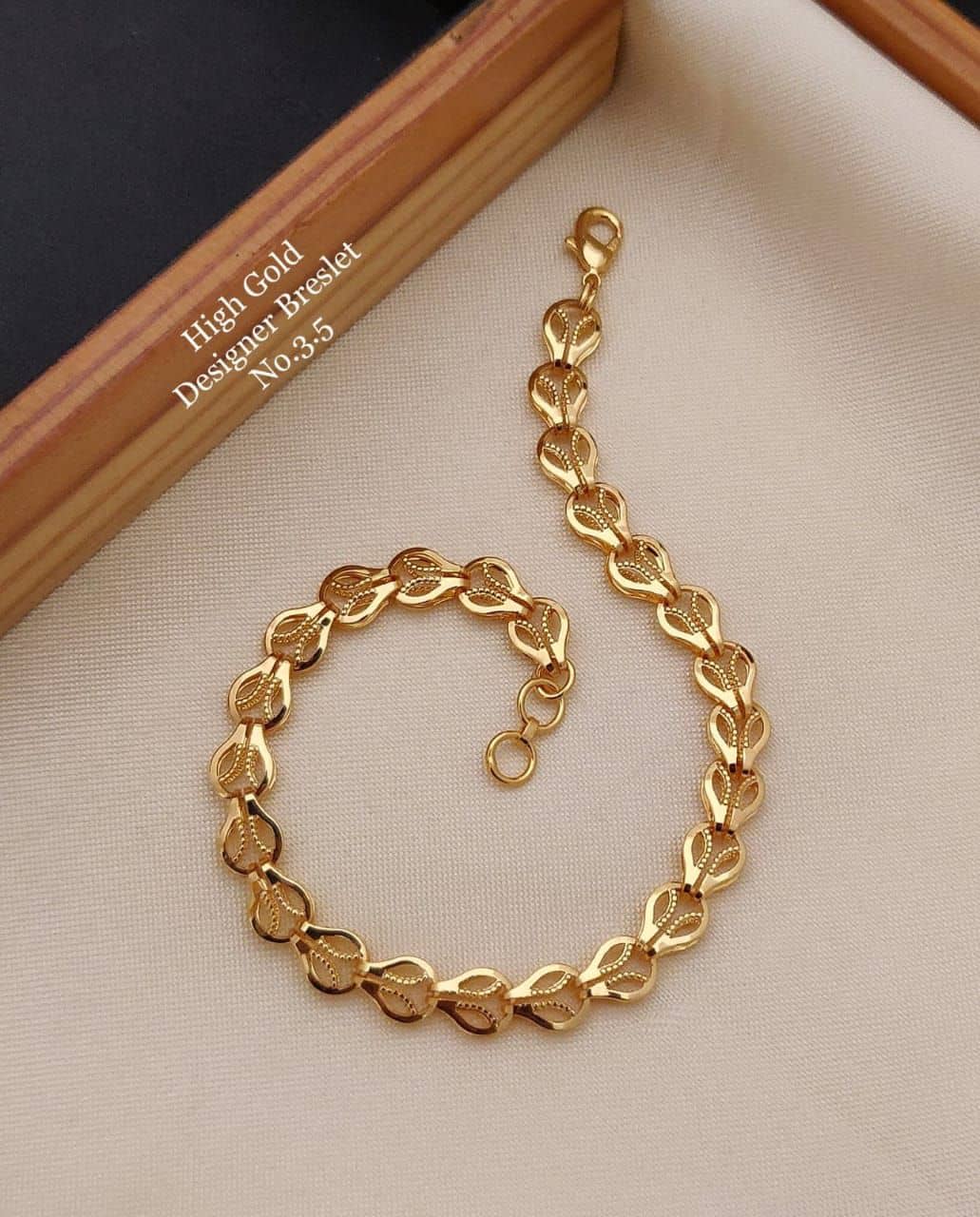 Shivay Fashion Gold Bracelet ( Pack of 1 ) - Bangles & Bracelets | Buy online on ZillyBuy