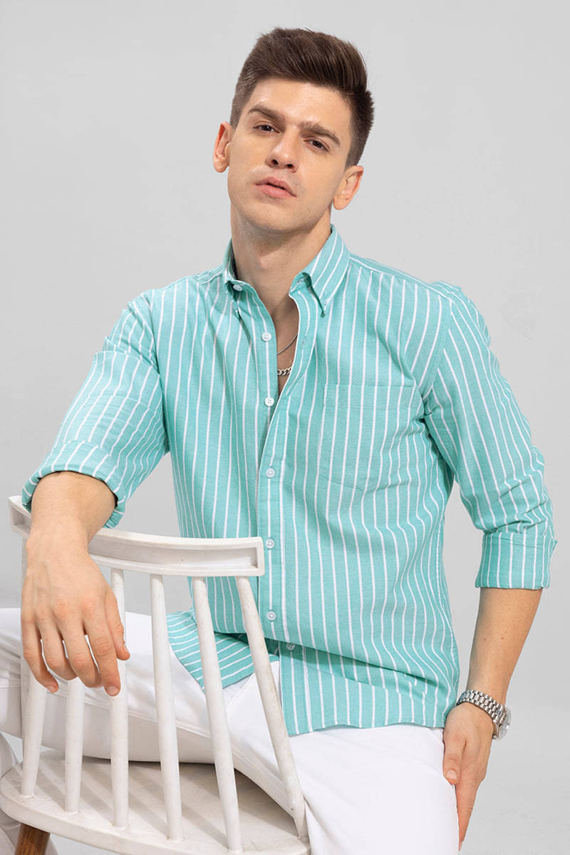     			U TURN Cotton Blend Slim Fit Striped Full Sleeves Men's Casual Shirt - Mint Green ( Pack of 1 )