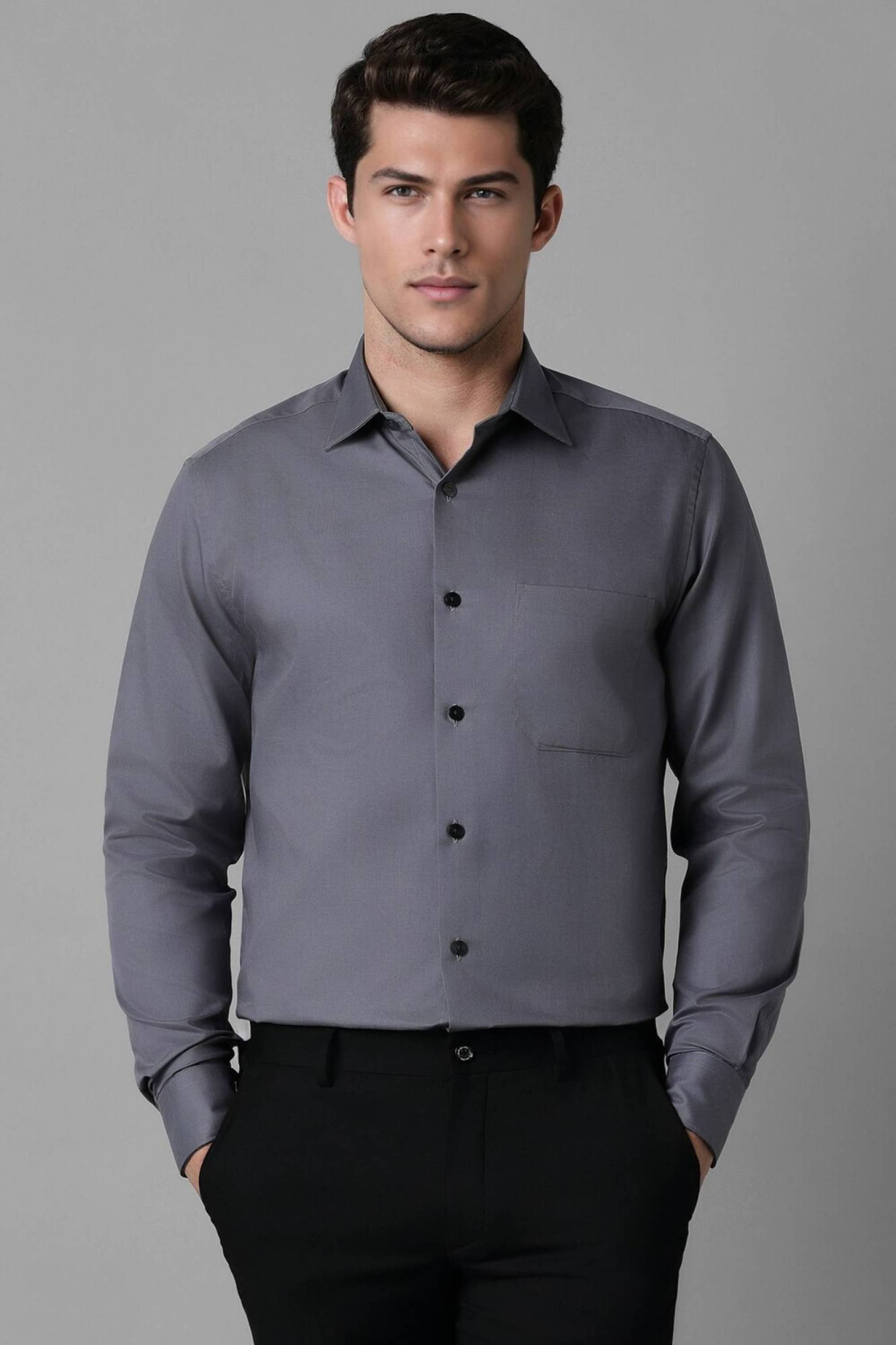 VERTUSY Cotton Blend Regular Fit Solids Full Sleeves Men's Casual Shirt - Grey ( Pack of 1 )     			VERTUSY Cotton Blend Regular Fit Solids Full Sleeves Men's Casual Shirt - Grey ( Pack of 1 )