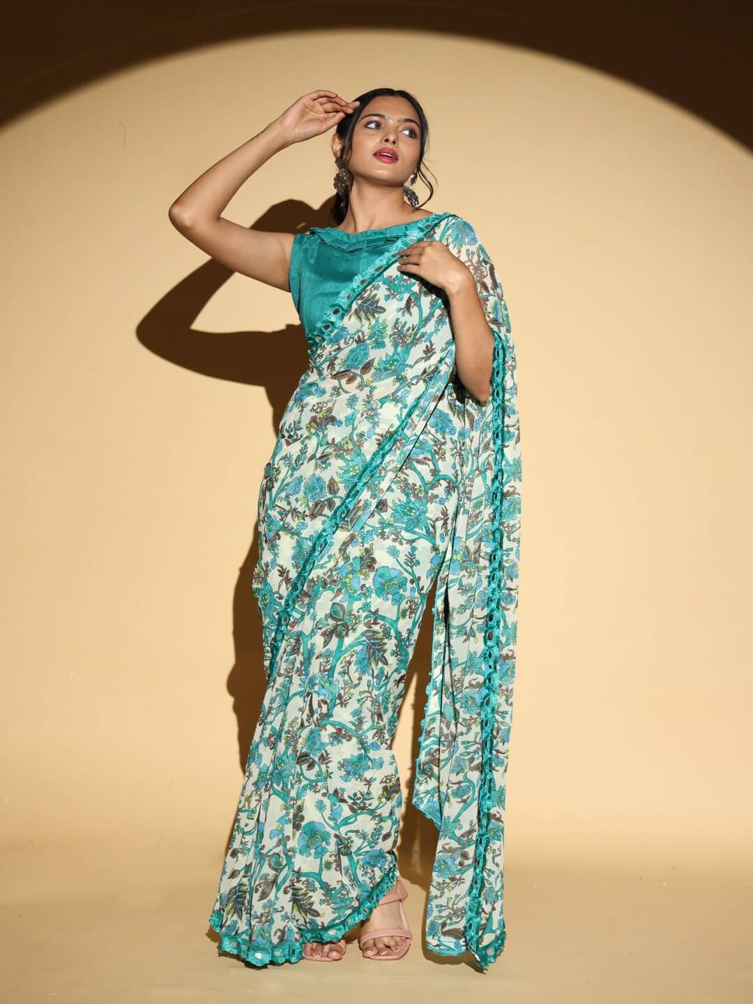     			BLEESBURY Georgette Printed Saree With Unstitched Blouse Piece ( White )