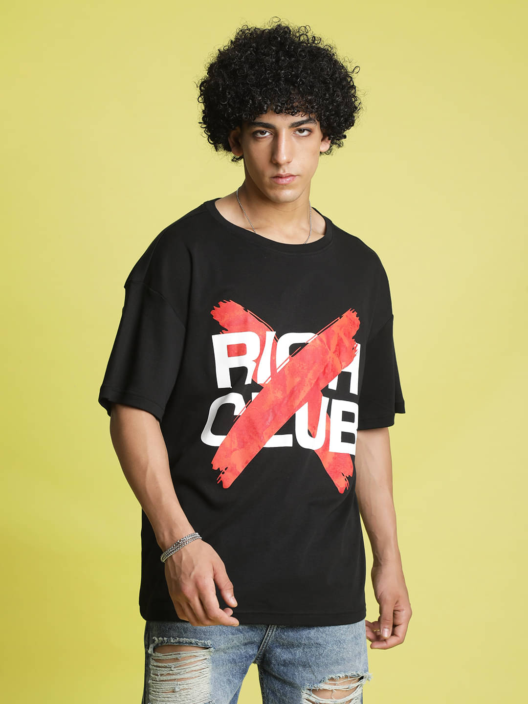 Bene Kleed 100% Cotton Oversized Fit Printed Half Sleeves Men's Round T-Shirt - Black ( Pack of 1 )     			Bene Kleed 100% Cotton Oversized Fit Printed Half Sleeves Men's Round T-Shirt - Black ( Pack of 1 )