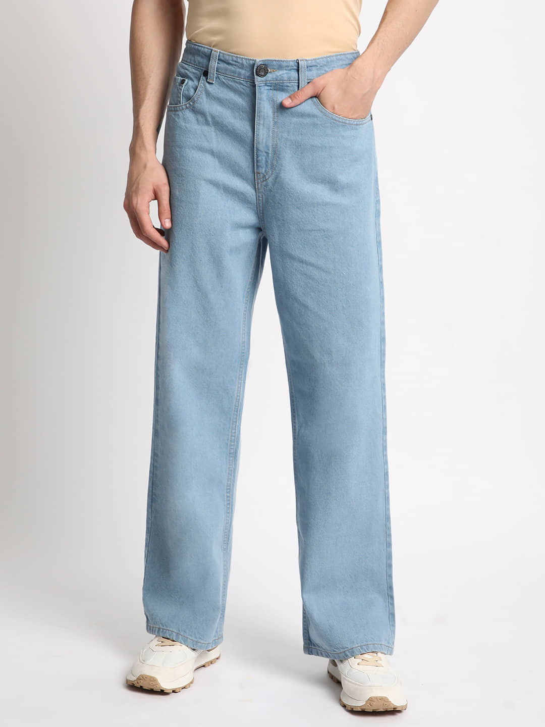 Bene Kleed Men Wide Leg Mid-Rise Heavy Fade Jeans - Jeans | Buy online on ZillyBuy