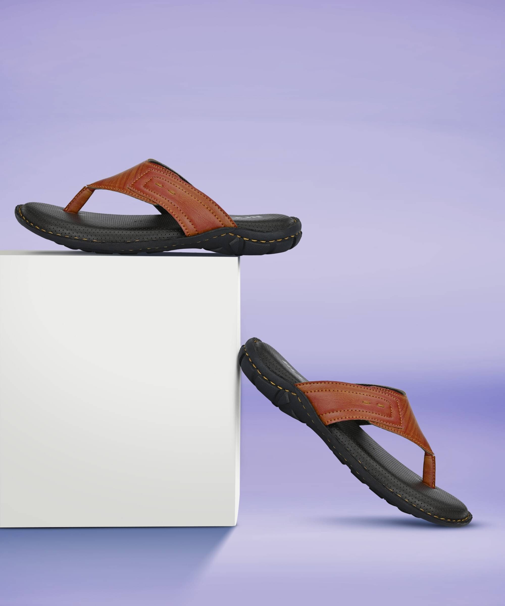     			Bucik Tan Men's Daily Slipper