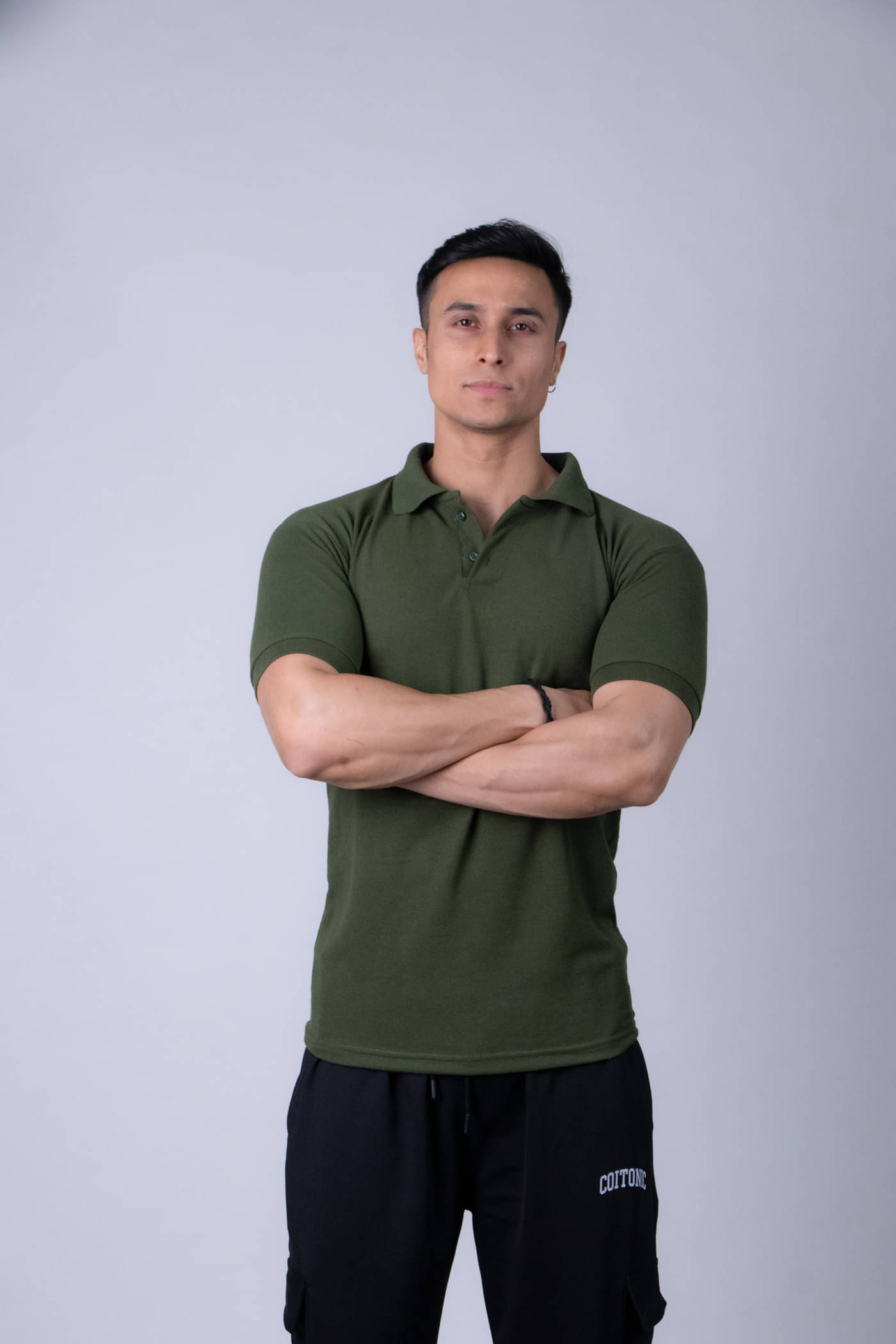 Coitonic Pack of 1 Cotton Blend Relaxed Fit Solid Half Sleeves Men's Polo T Shirt ( Olive Green ) Coitonic Pack of 1 Cotton Blend Relaxed Fit Solid Half Sleeves Men's Polo T Shirt ( Olive Green )