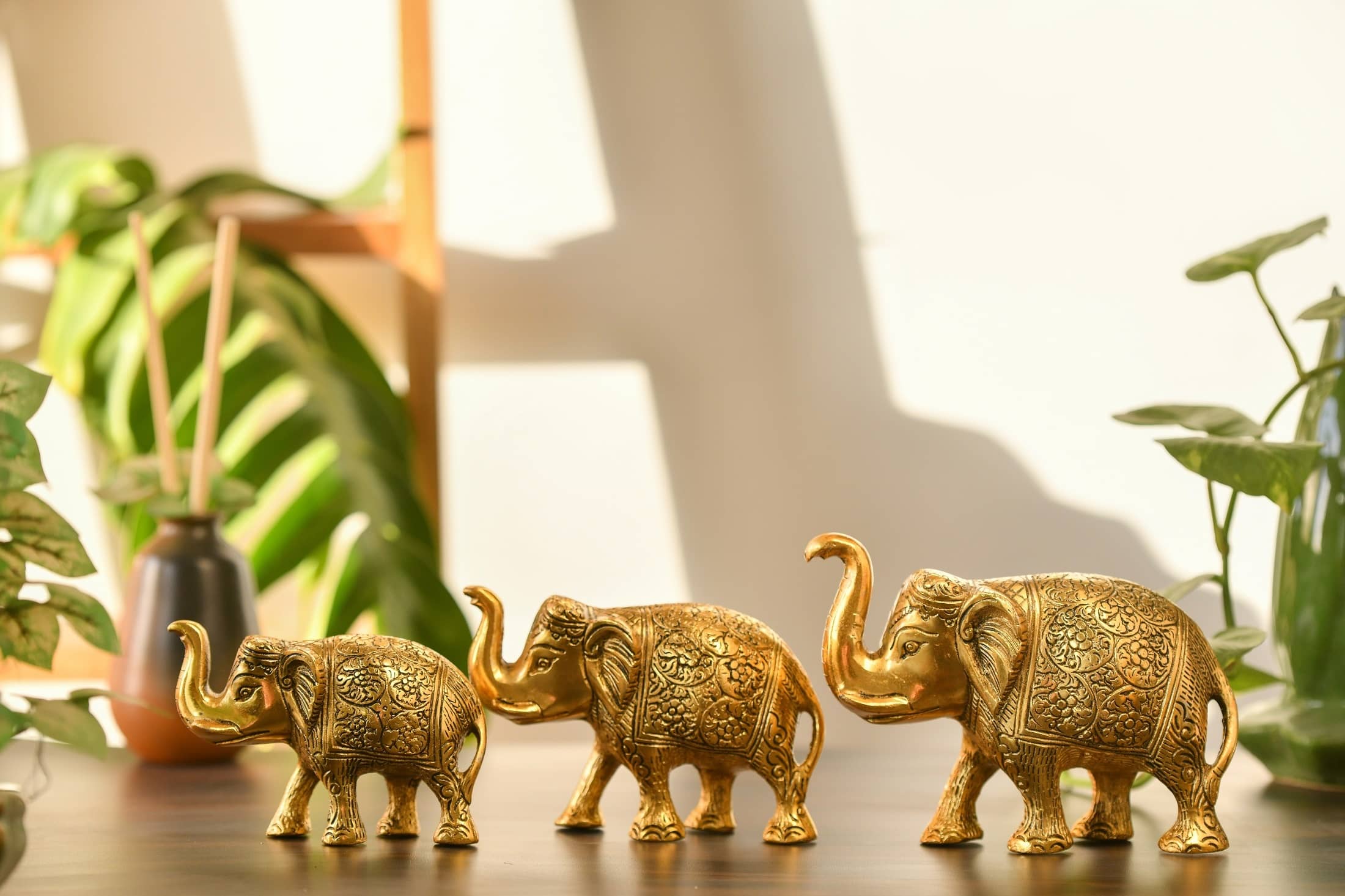 Elephant Statues - Showpiece Metal Statue - 8 cm, Set of 3