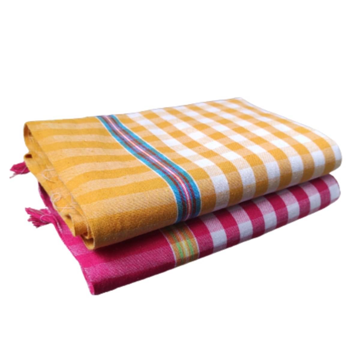     			KAKUMANU Pack of 2 Cotton 575 -GSM Bath Towel ( Multicolor )
