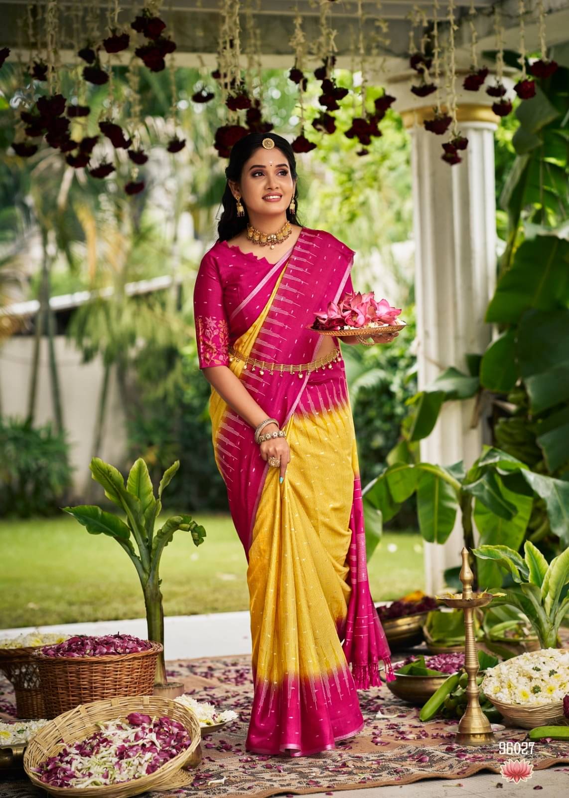 Kalpana Creation Linen Printed Saree With Unstitched Blouse Piece ( Mustard ) Kalpana Creation Linen Printed Saree With Unstitched Blouse Piece ( Mustard )