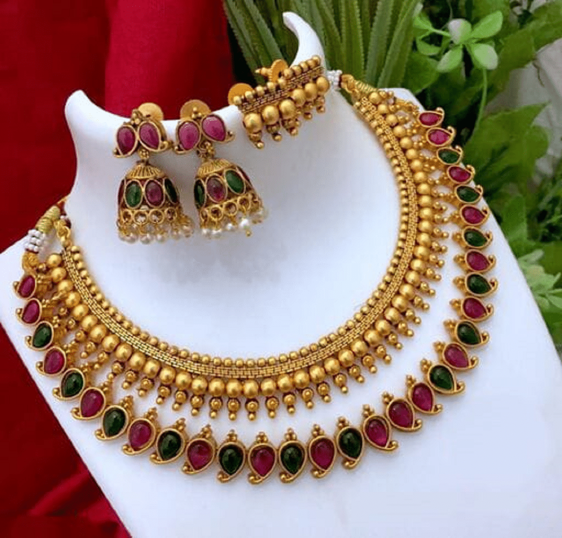     			RIENTA JWL Multi Color Alloy Necklace Set ( Pack of 2 )