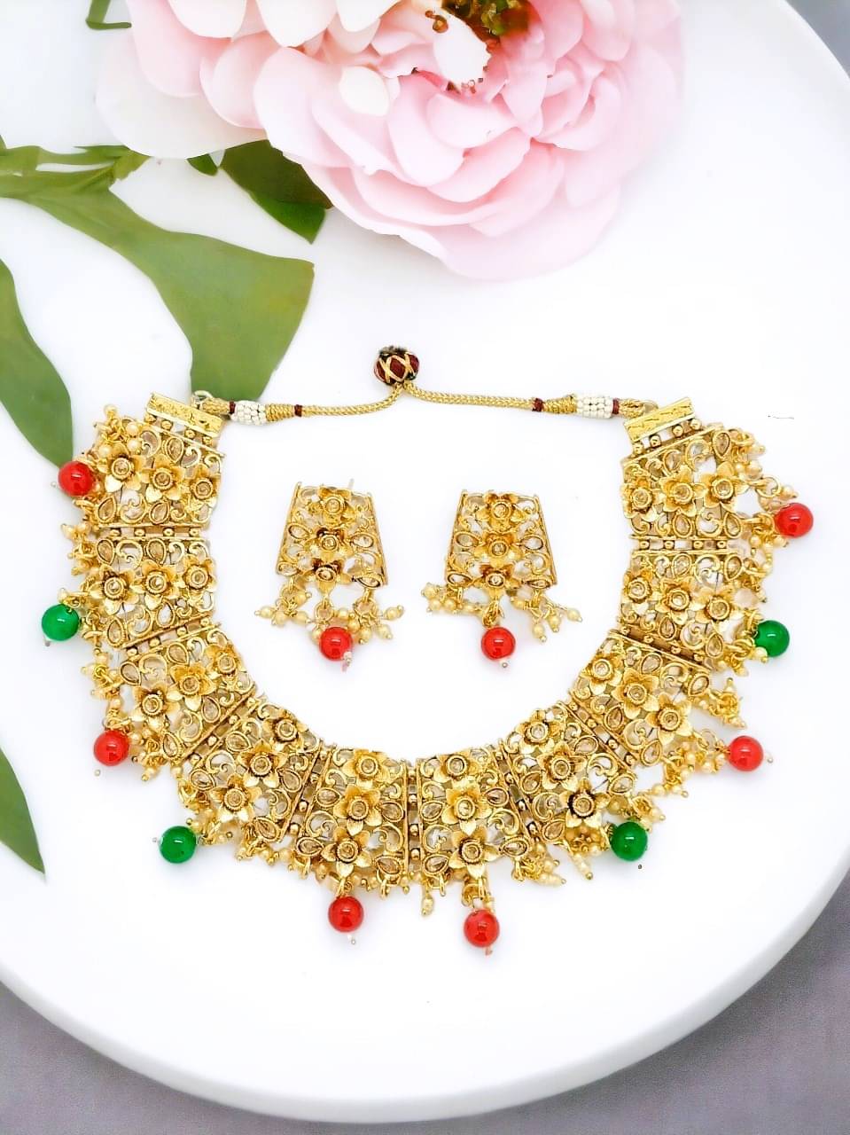     			9blings Multi Color Alloy Necklace Set ( Pack of 1 )