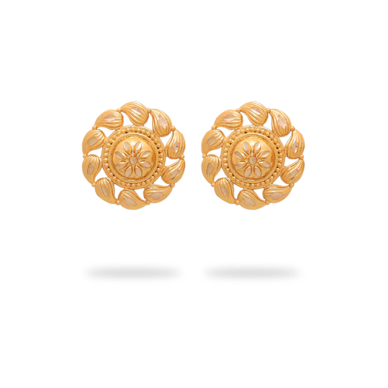     			Drashti Collection Golden Stud Earrings ( Pack of 1 )