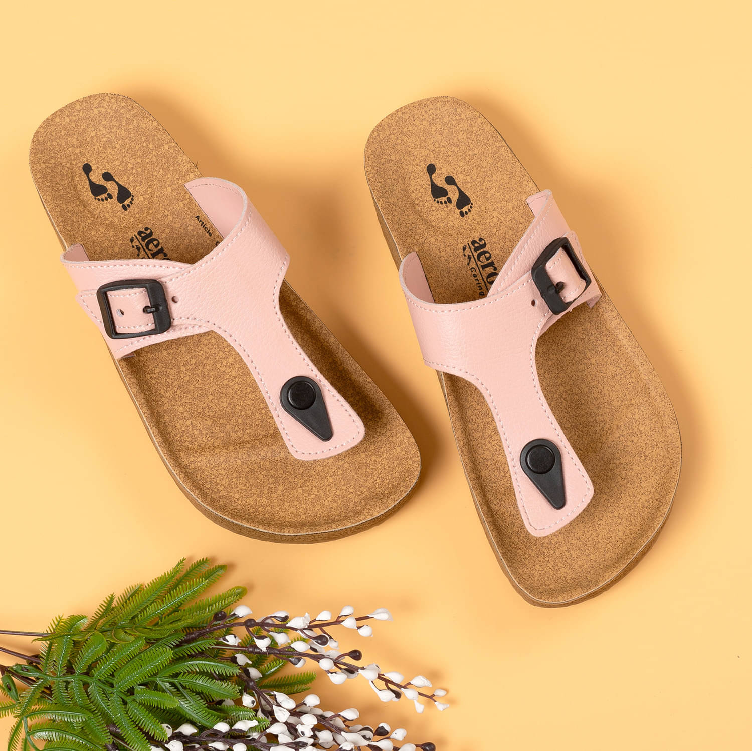    			Aerowalk Pink Women's Slipper