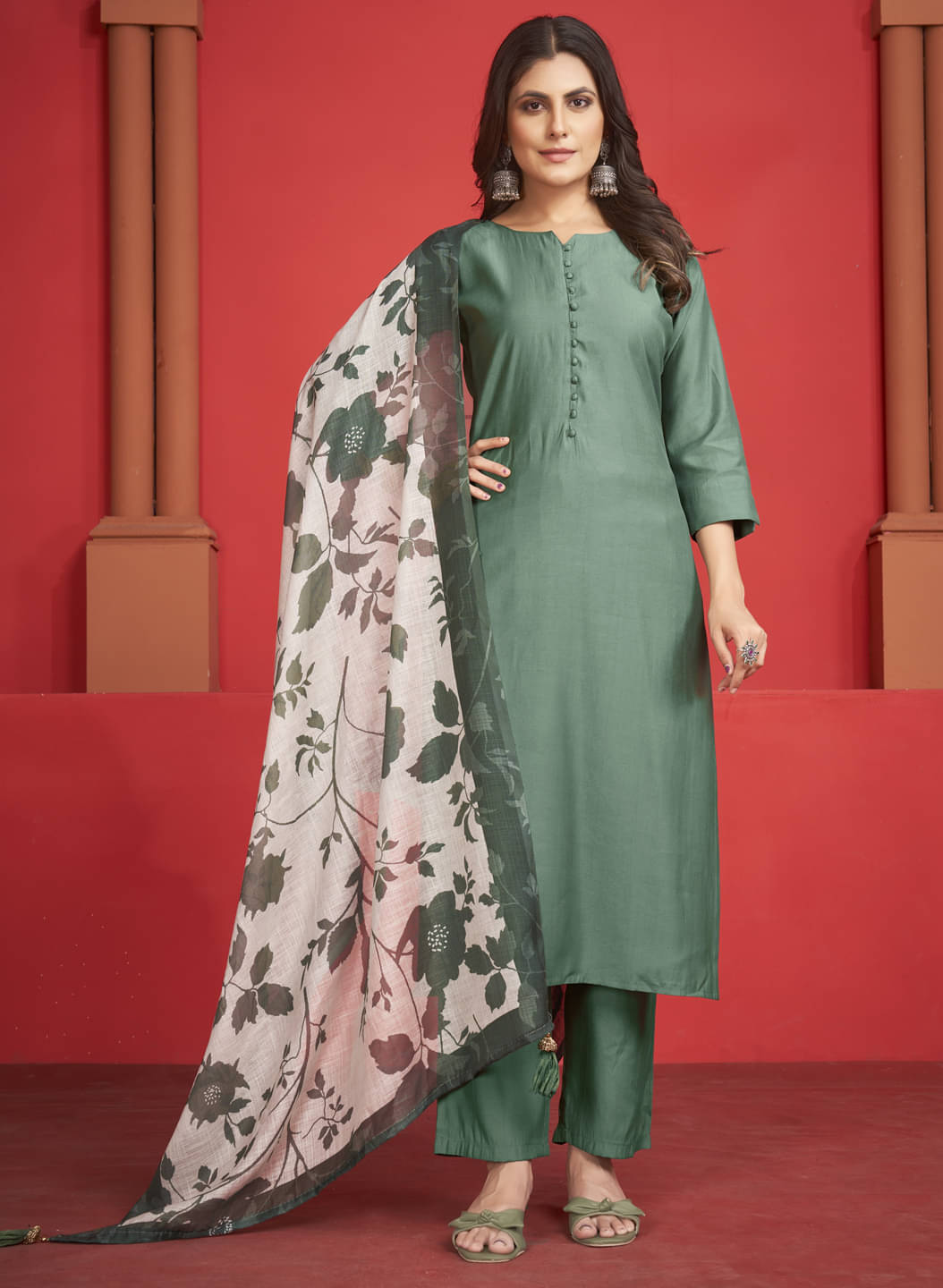 Mingora Silk Solid Kurti With Pants Women's Stitched Salwar Suit - Green ( Pack of 1 )     			Mingora Silk Solid Kurti With Pants Women's Stitched Salwar Suit - Green ( Pack of 1 )