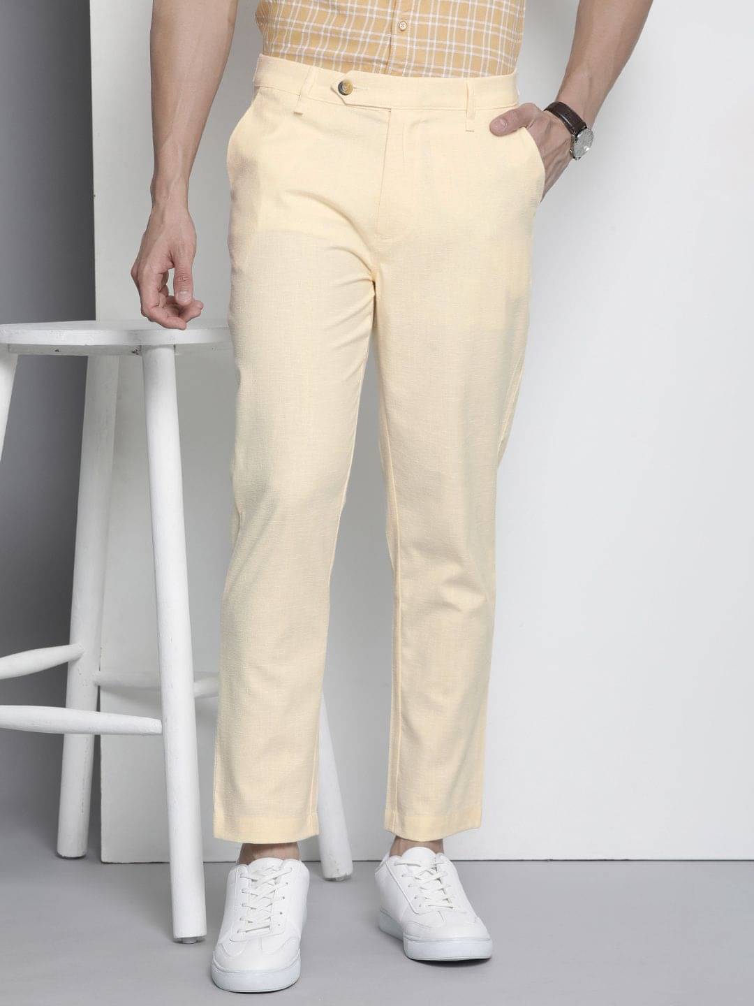     			The Indian Garage Co. Tapered Flat Men's Chinos - Cream ( Pack of 1 )