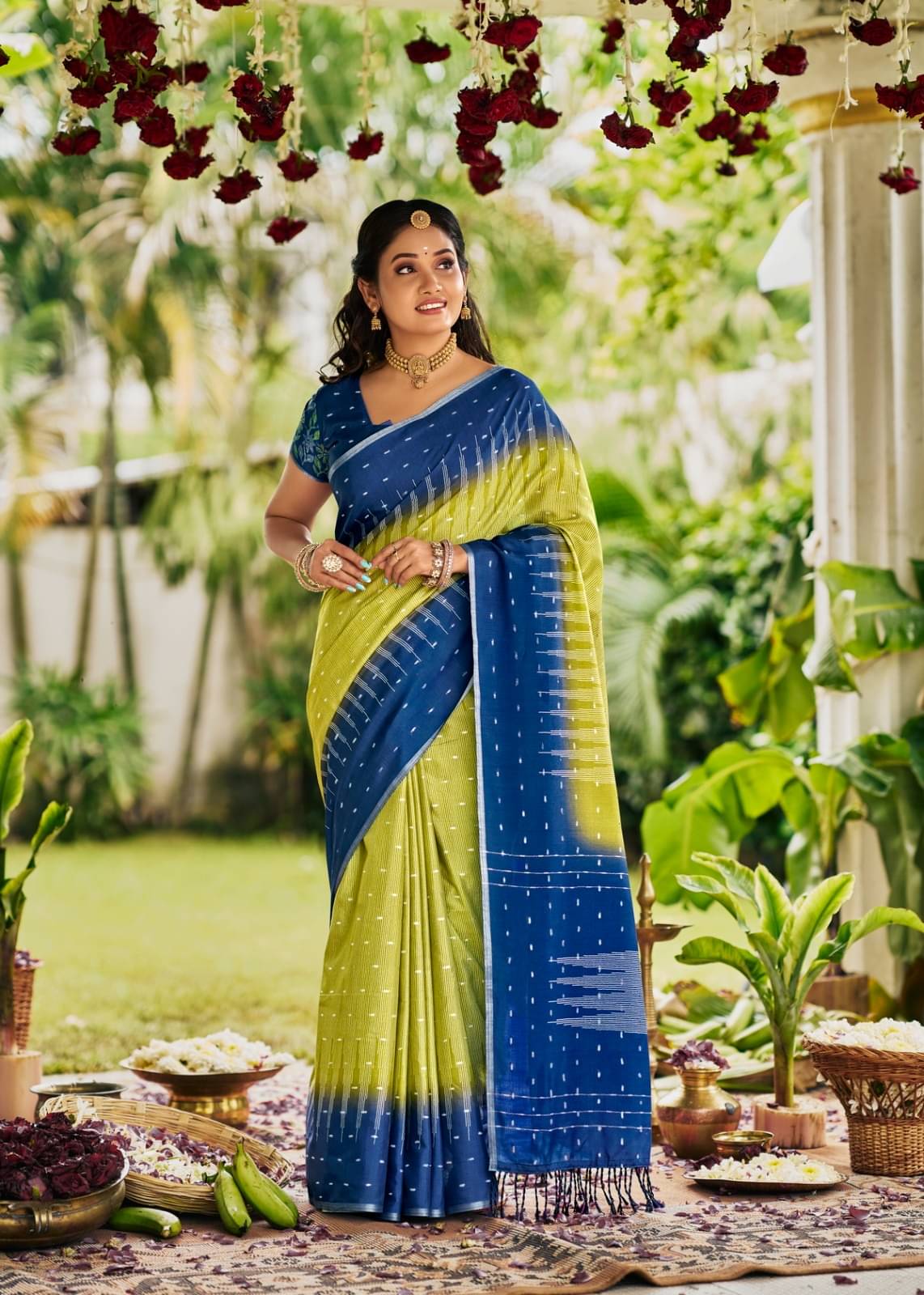 mahalaxmi fab Linen Dyed Saree With Unstitched Blouse Piece ( Fluorescent Green ) mahalaxmi fab Linen Dyed Saree With Unstitched Blouse Piece ( Fluorescent Green )