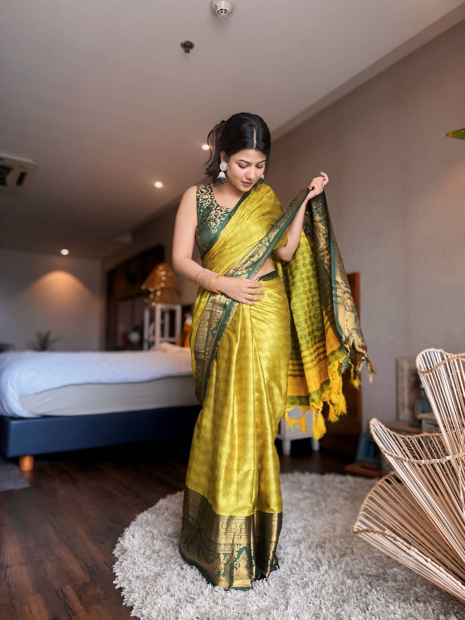     			A TO Z CART Kanjivaram Silk Embellished Saree With Unstitched Blouse Piece ( Lime Green1 )