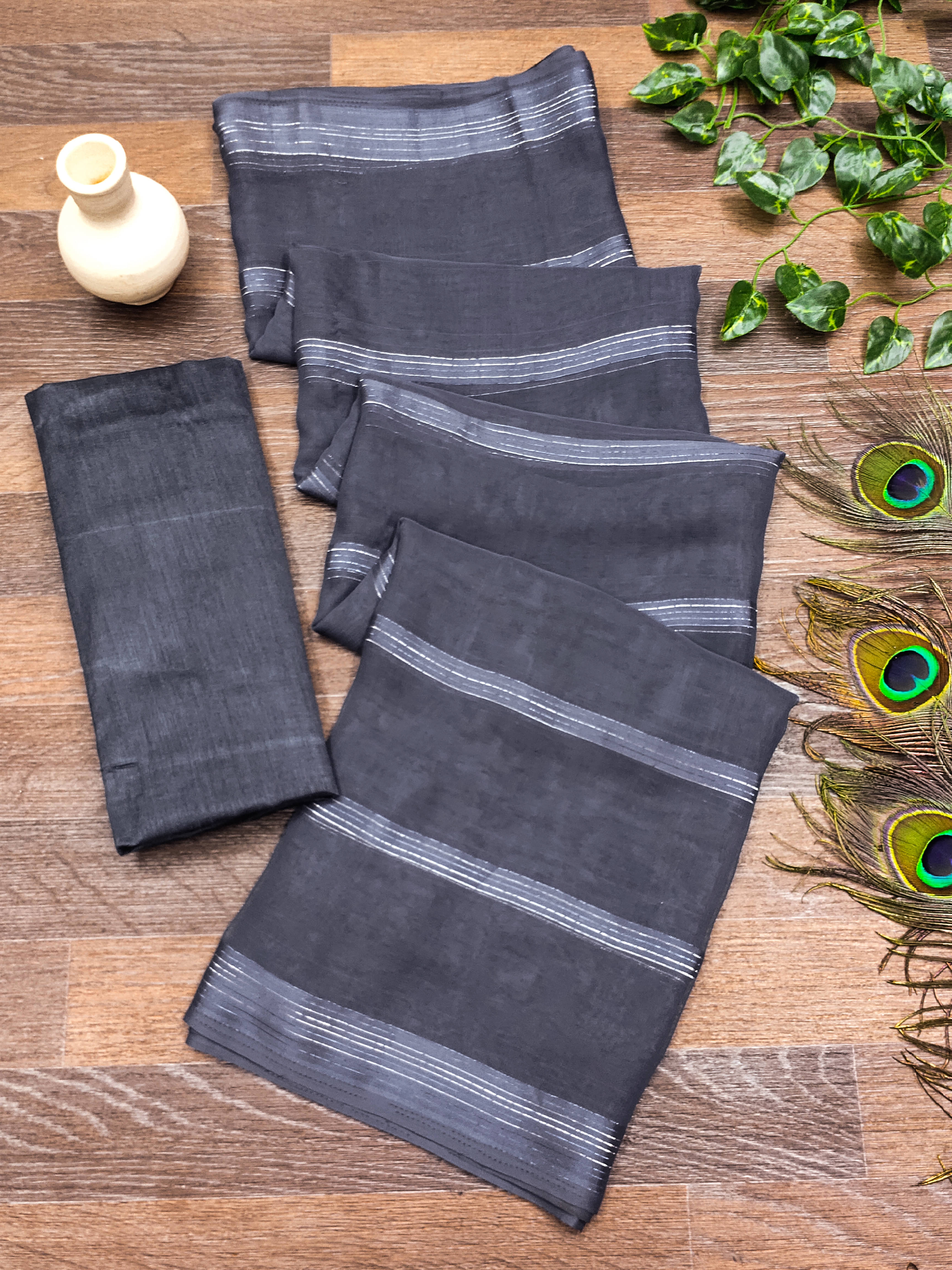     			ANAND SAREES Satin Striped Saree With Unstitched Blouse Piece ( Grey )