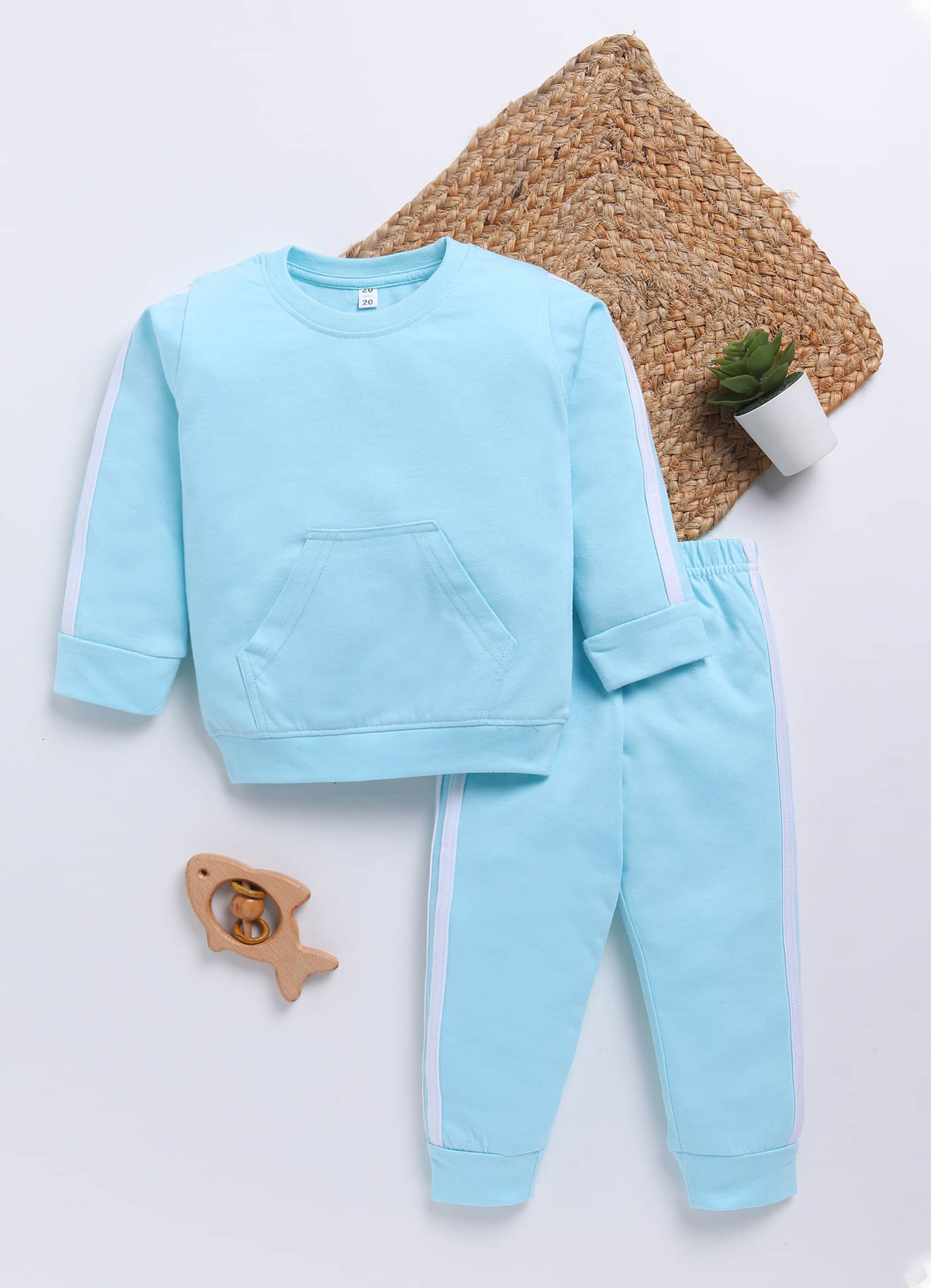     			Chandrika Pack of 1 Unisex Cotton Blend Sweatshirt & Trackpant Set ( Light Blue )
