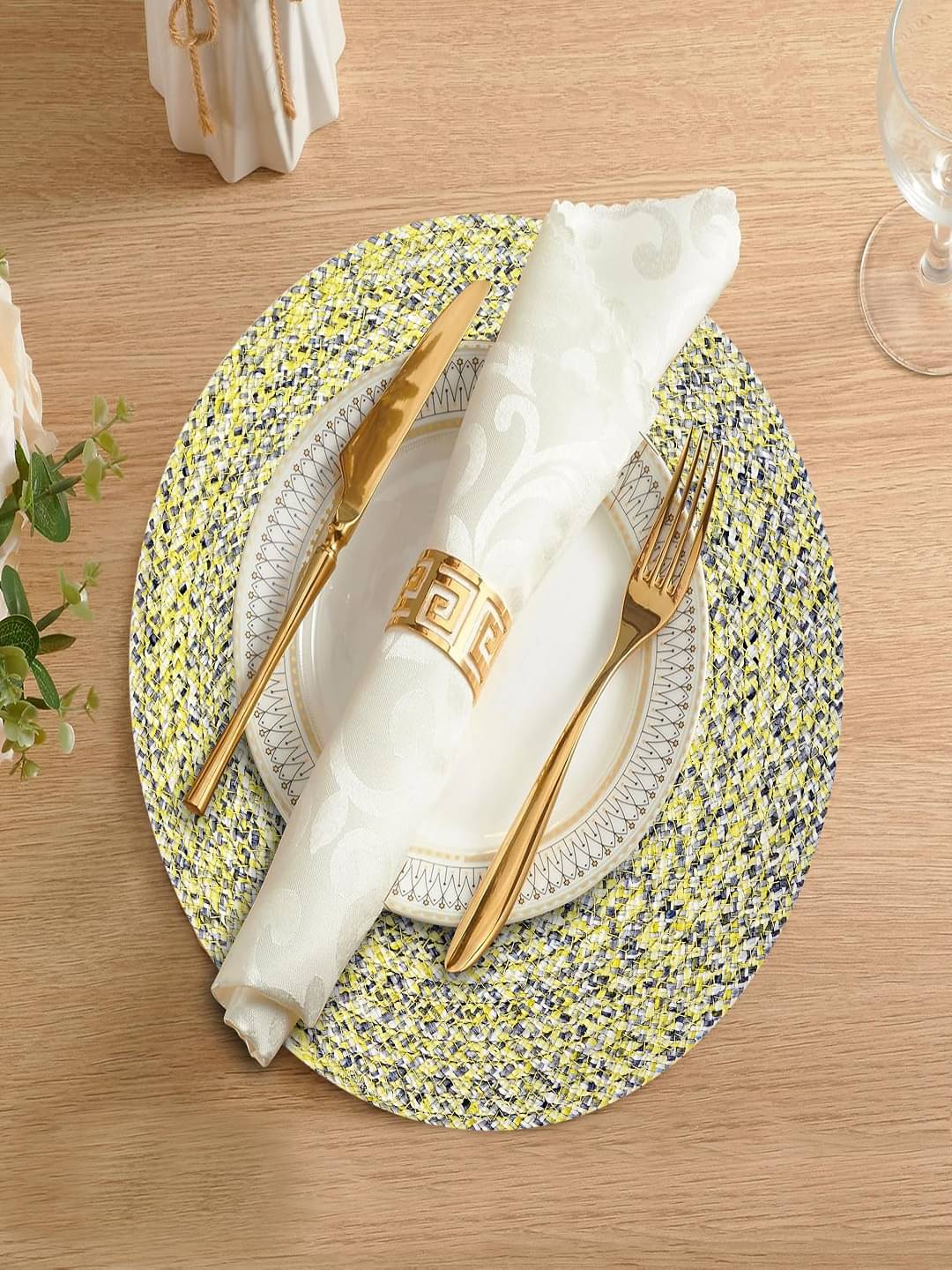 LADLI JEE Polyester Textured Round Table Mats ( 38 cm x 38 cm ) Pack of 1 - Multi LADLI JEE Polyester Textured Round Table Mats ( 38 cm x 38 cm ) Pack of 1 - Multi
