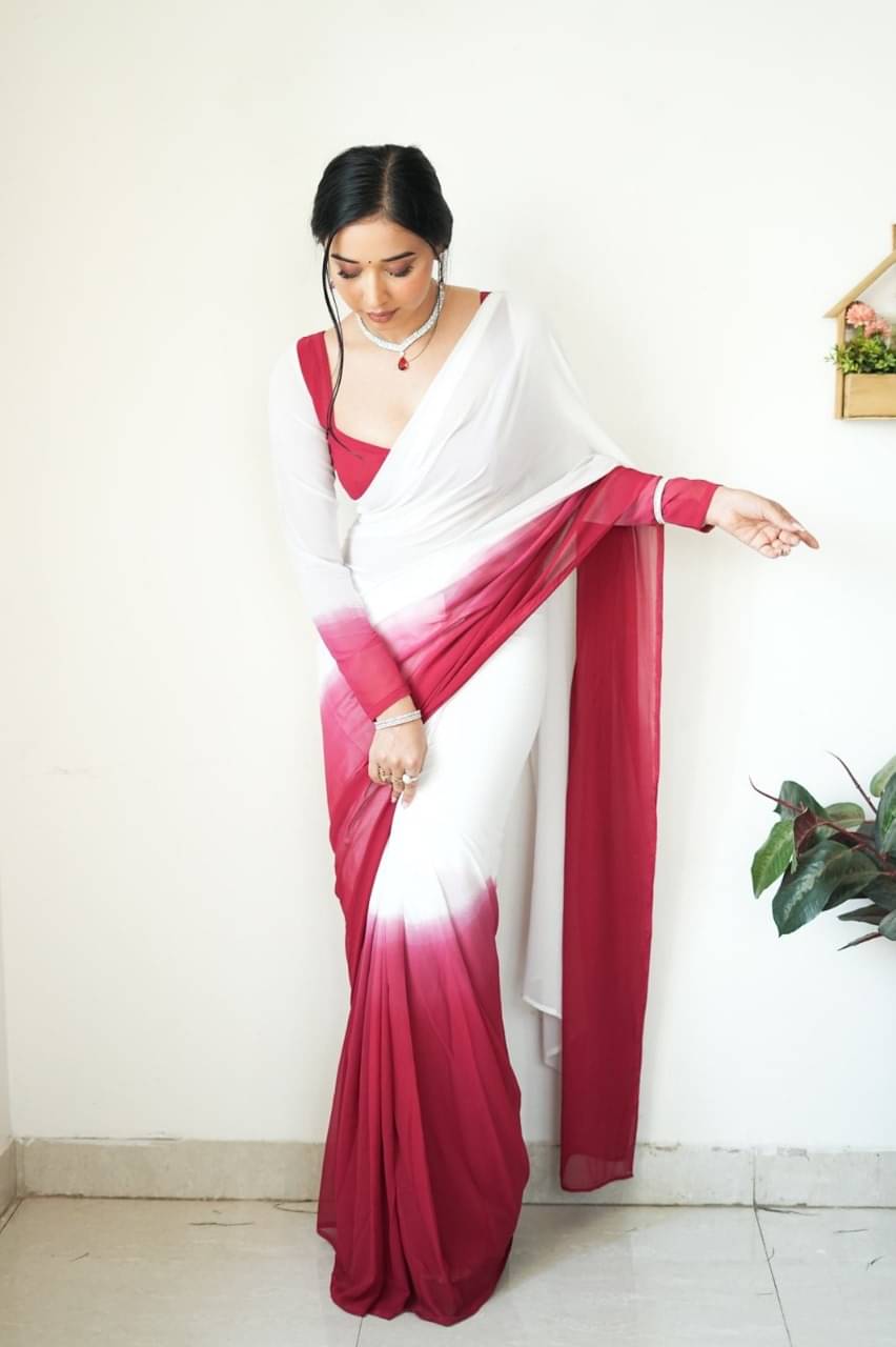     			Sidhidata Georgette Dyed Ready to Wear Saree With Unstitched Blouse Piece ( Red )