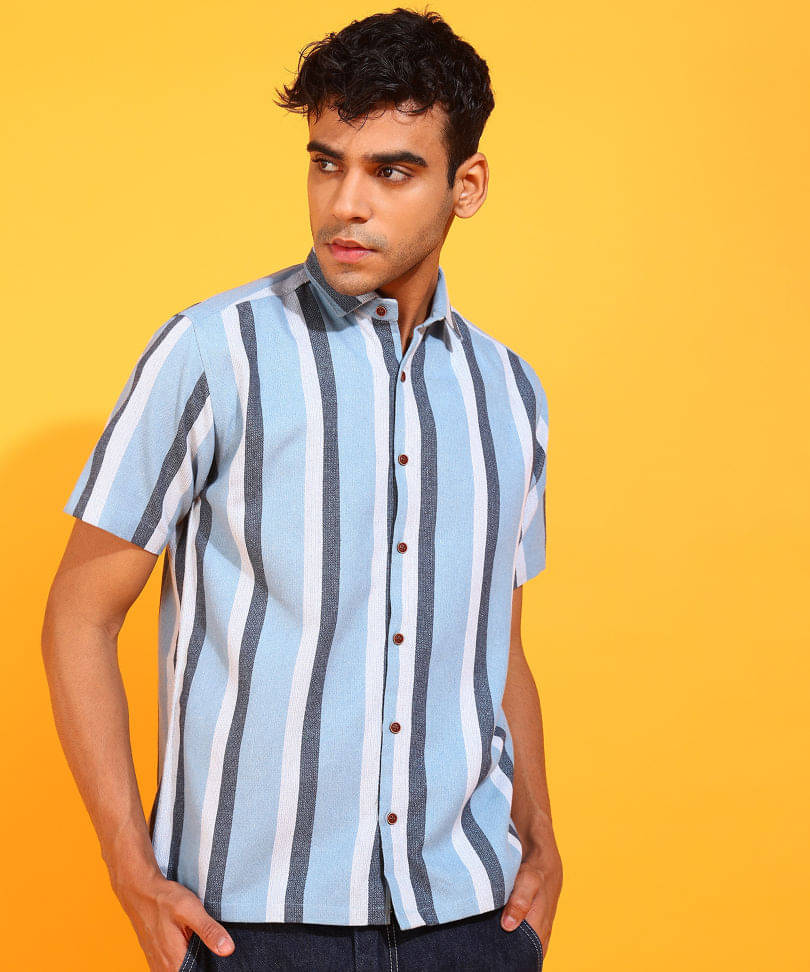 VTEXX Cotton Blend Regular Fit Striped Half Sleeves Men's Casual Shirt - Light Blue ( Pack of 1 ) VTEXX Cotton Blend Regular Fit Striped Half Sleeves Men's Casual Shirt - Light Blue ( Pack of 1 )